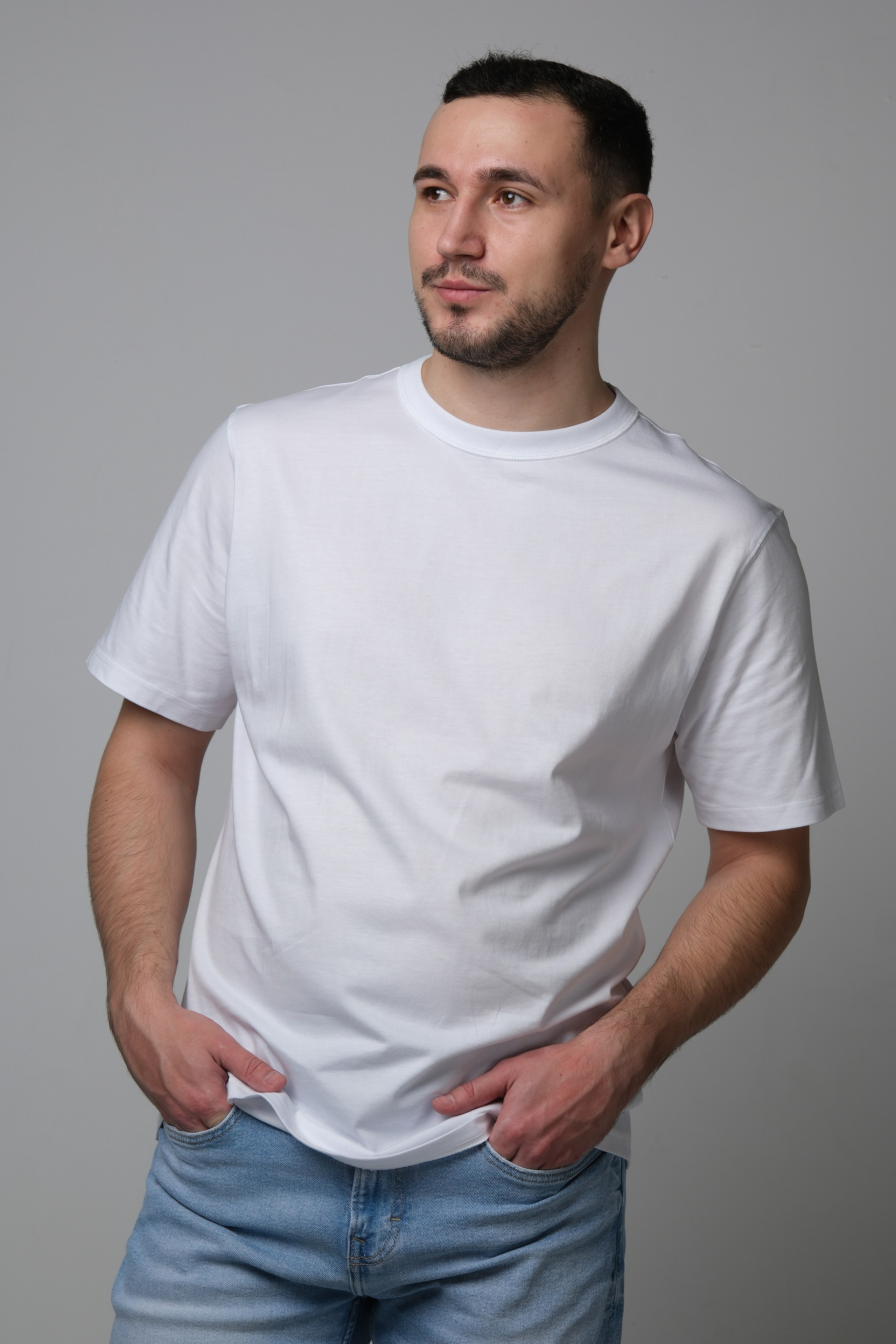 Дмитрий Б. Мен. Фото и видео продакшн в Москве — съемка для брендов и маркетплейсов