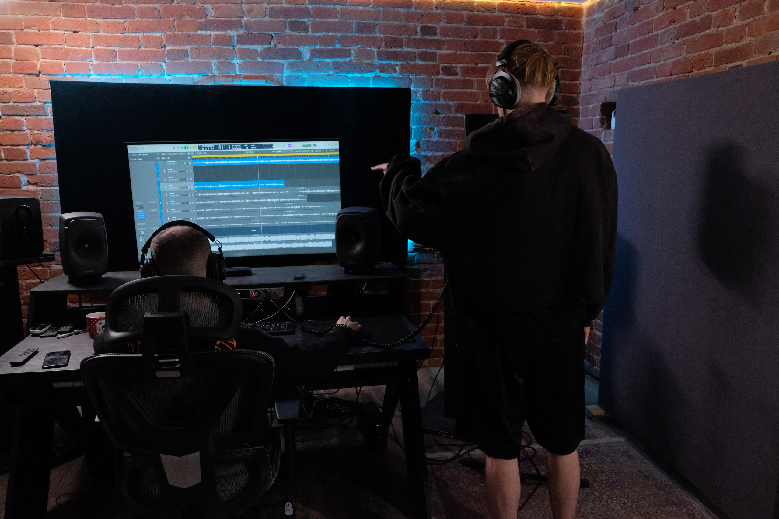 Контент для экспертов. Портретный фотограф в Москве Александр Денисов