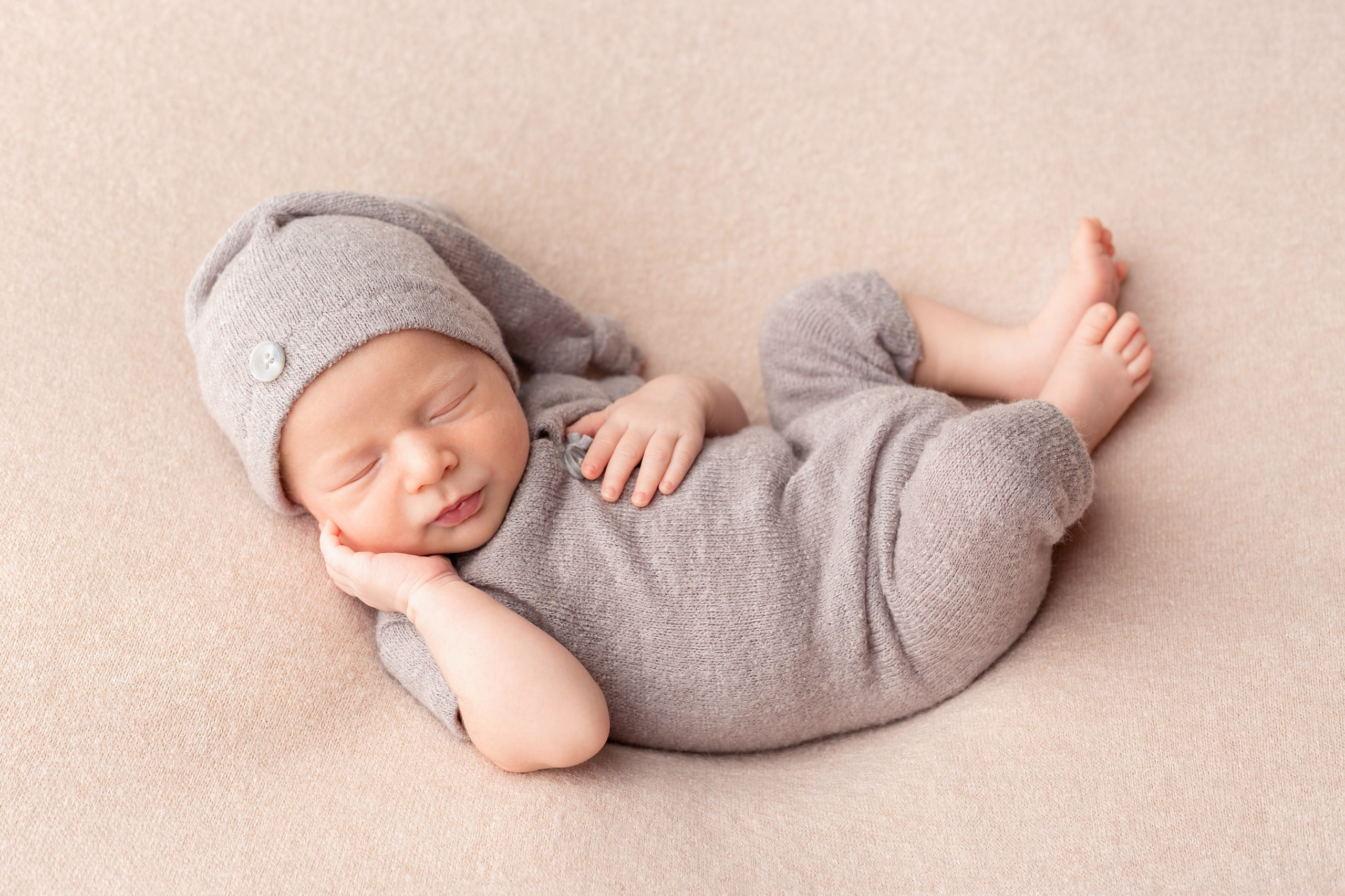 Фотограф новорожденных и детский фотограф в Радужном Васильева Елена