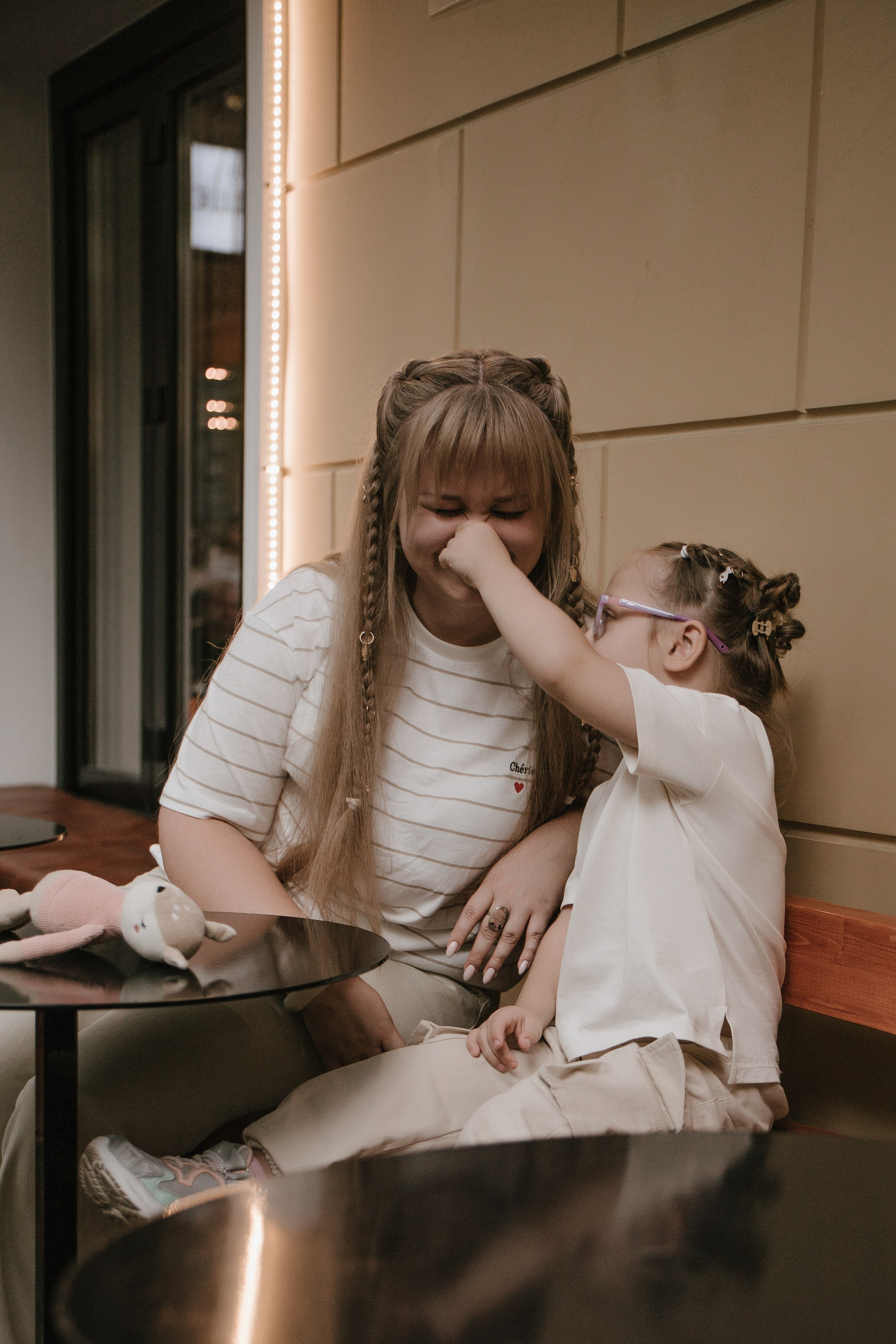 Настя и Аришка. Главная