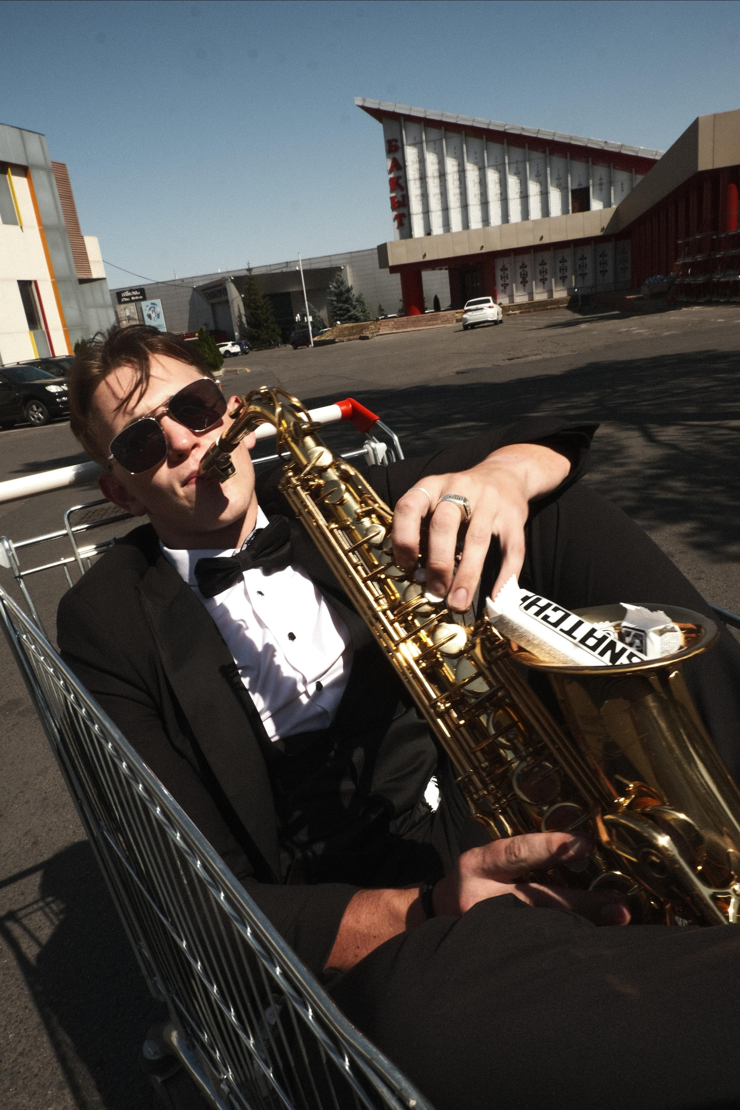 SMM. Фотограф рекламы и СММ в Алматы Илья Ким