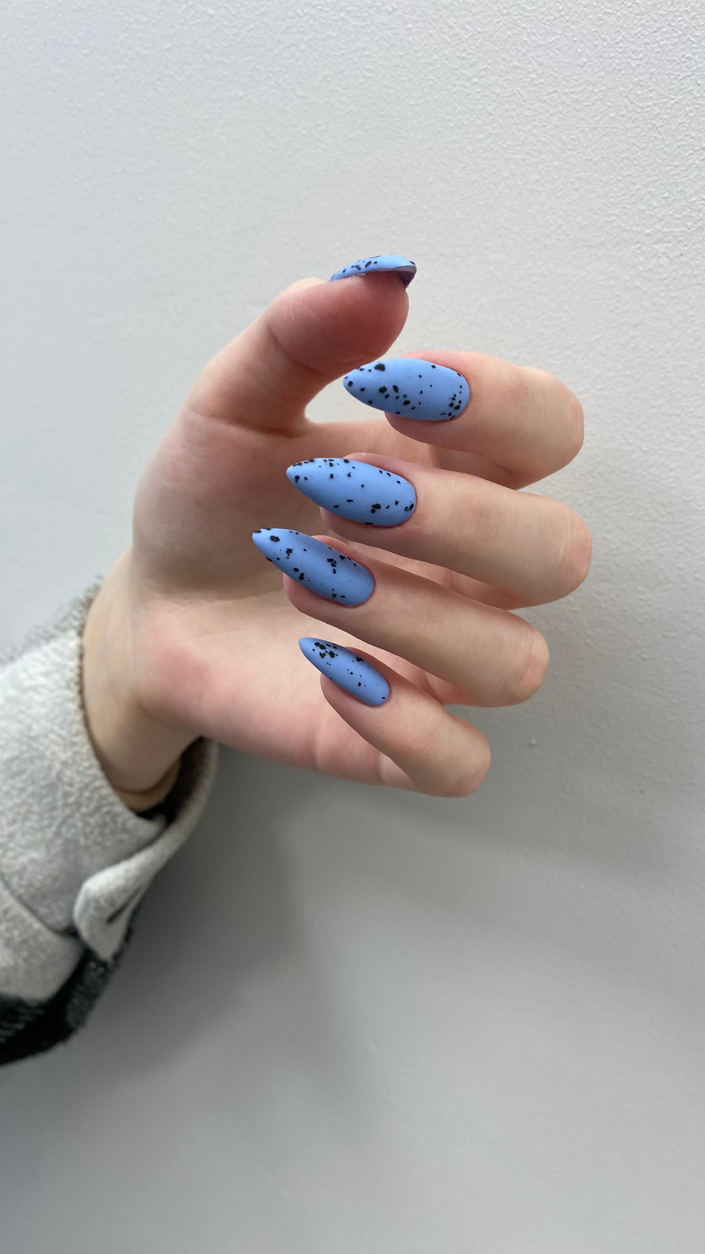 Ксения И — мастер скоростных техник и фея френча. Салон красоты PUDRA