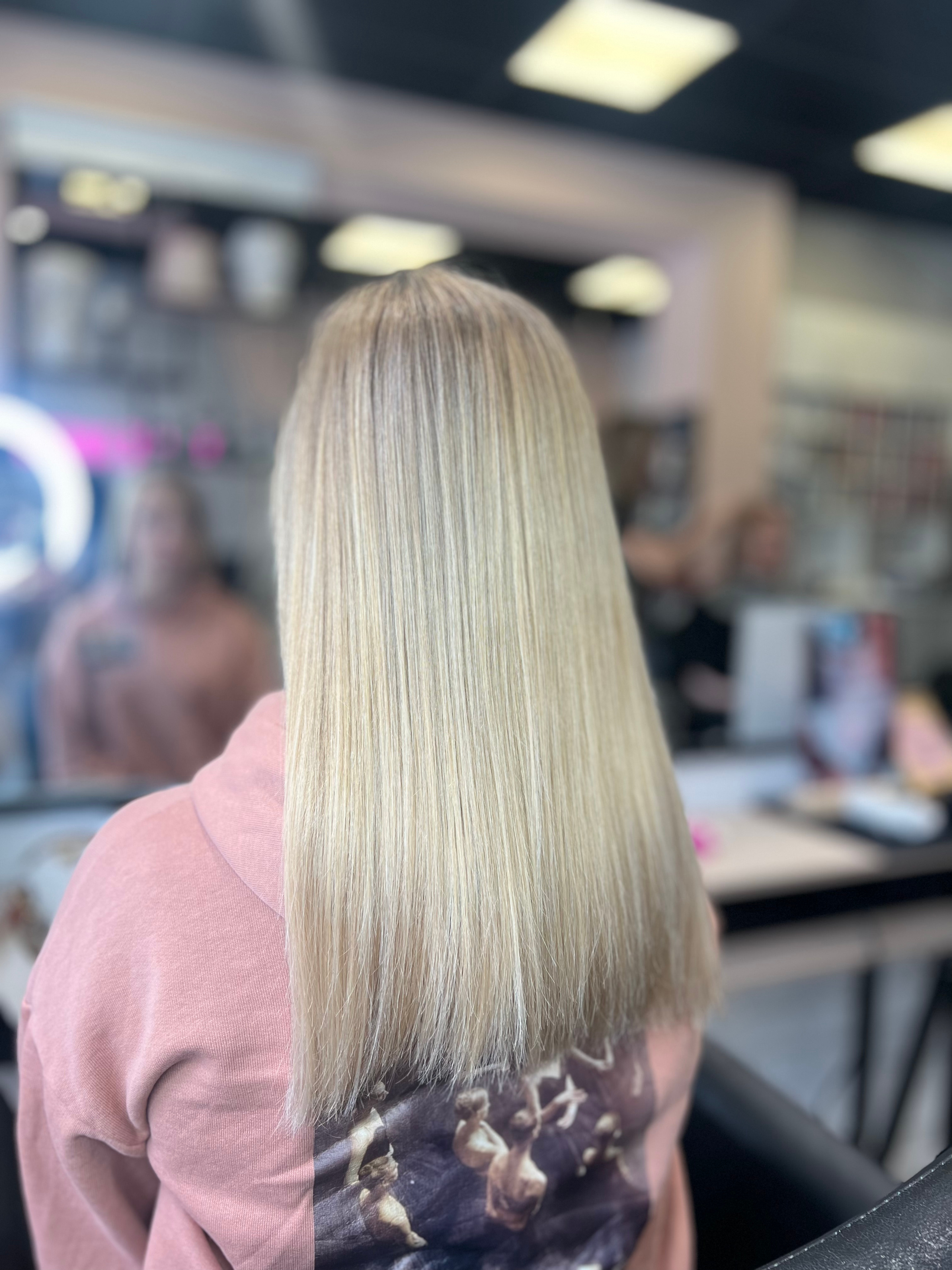 Парикмахер-колорист Ольга. Салон красоты PUDRA