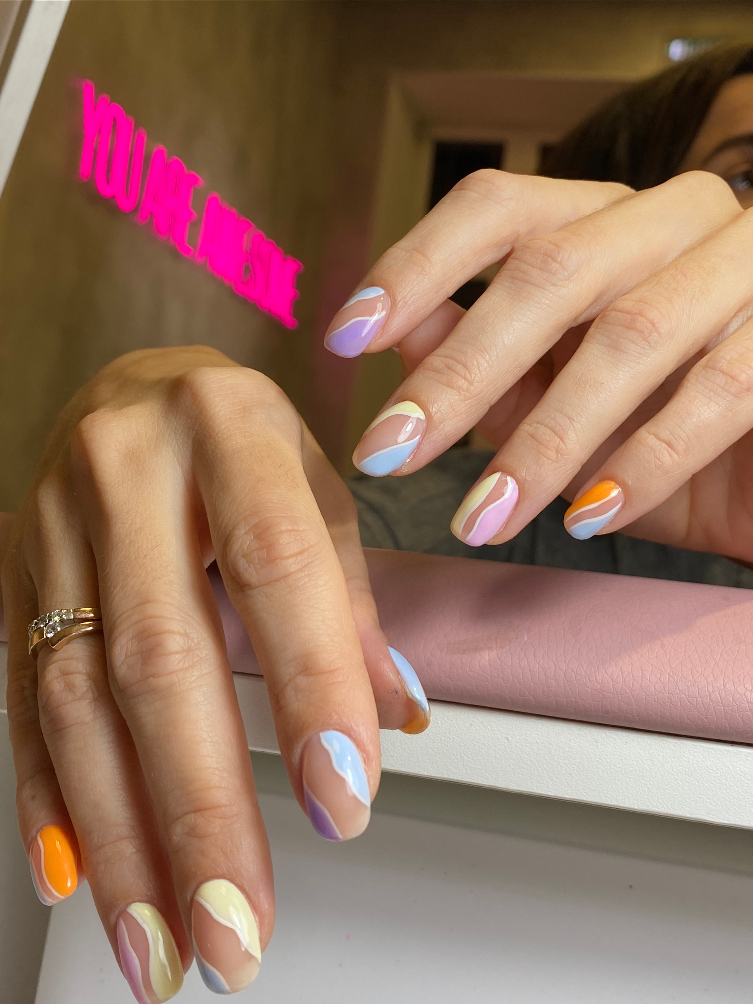 Наталья — идеальная форма ногтей и дизайны. Салон красоты PUDRA