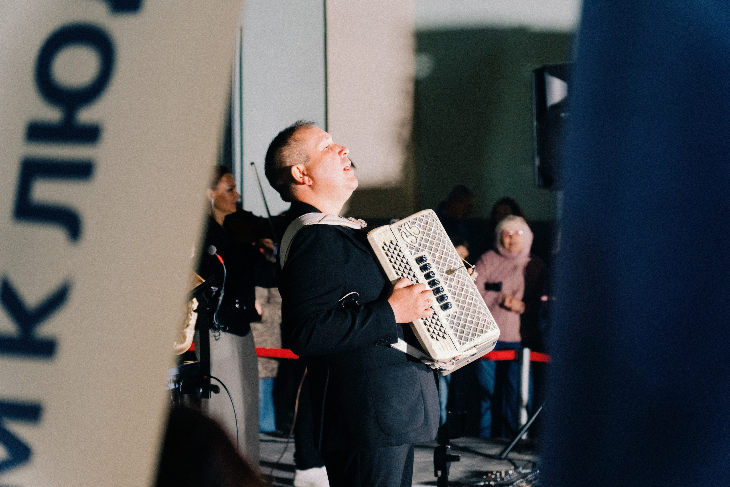 Филюс Кагиров & «Мирас». Портретный фотограф в Казани Радомир Заздравных