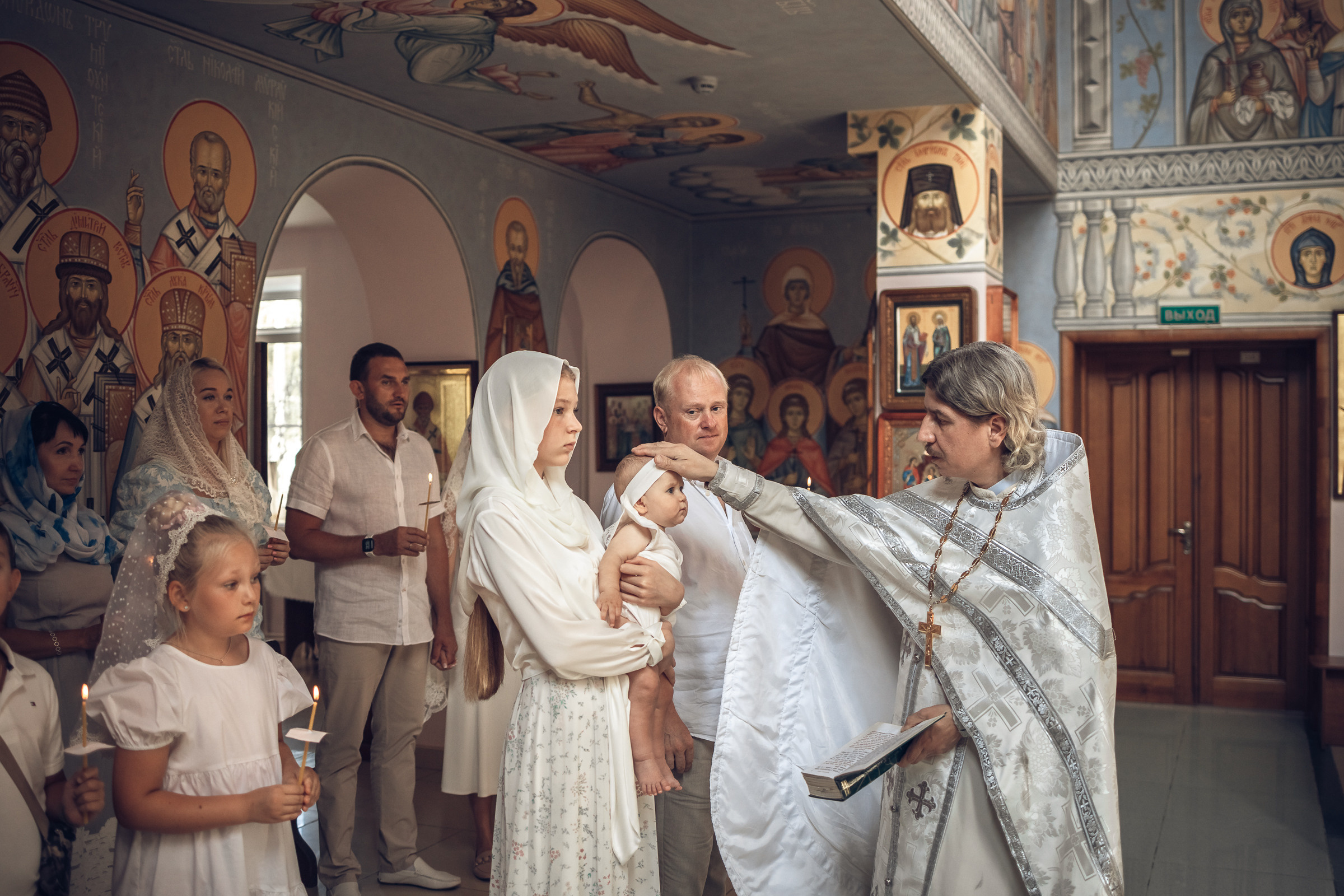 Таинство крещения девочки Есении. Фотограф на крещение и венчание в Самаре и Тольятти Елена Арди
