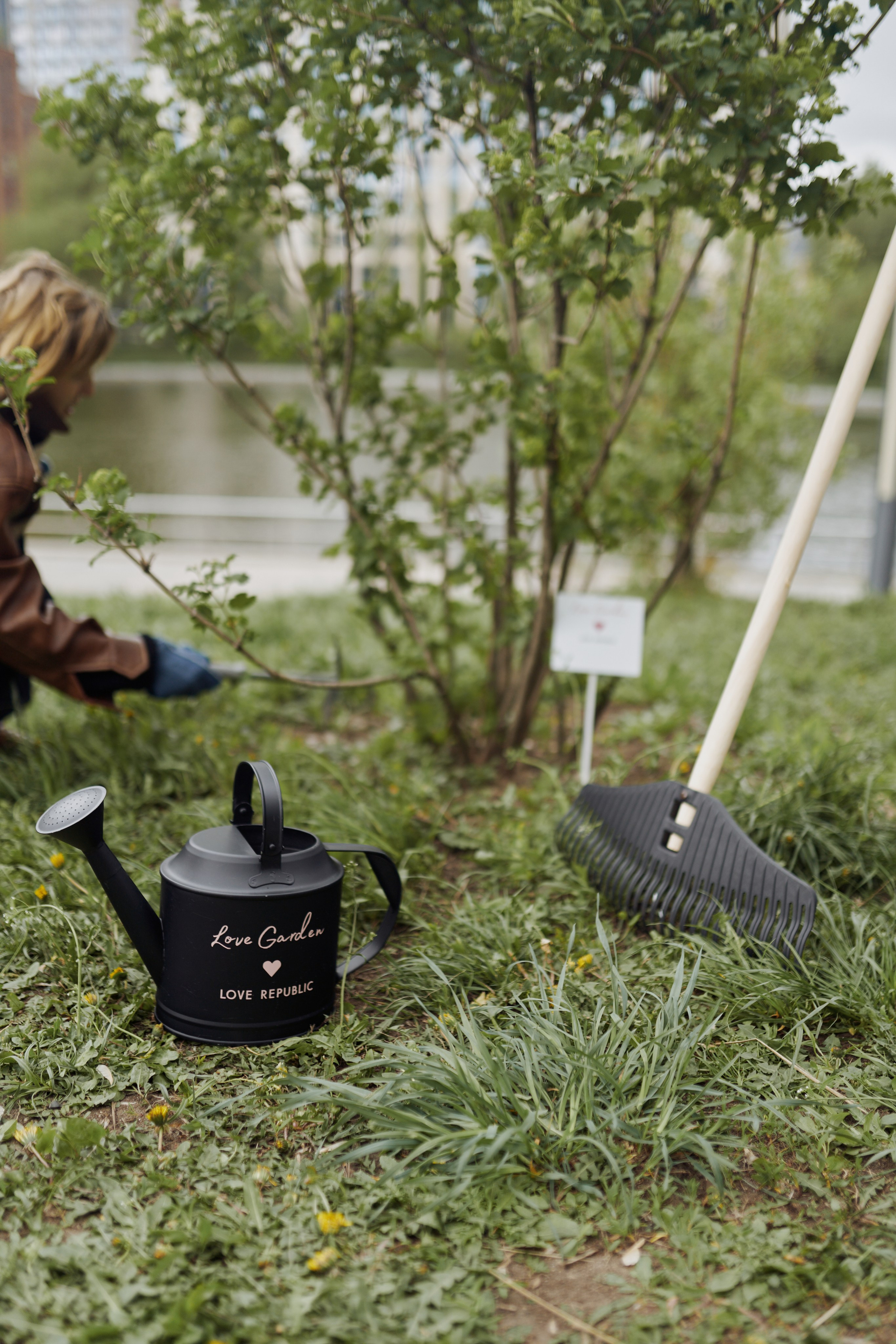 LOVE REPUBLIC — субботник. Евгений Бреча. Коммерческий и бэкстейдж фотограф в Москве