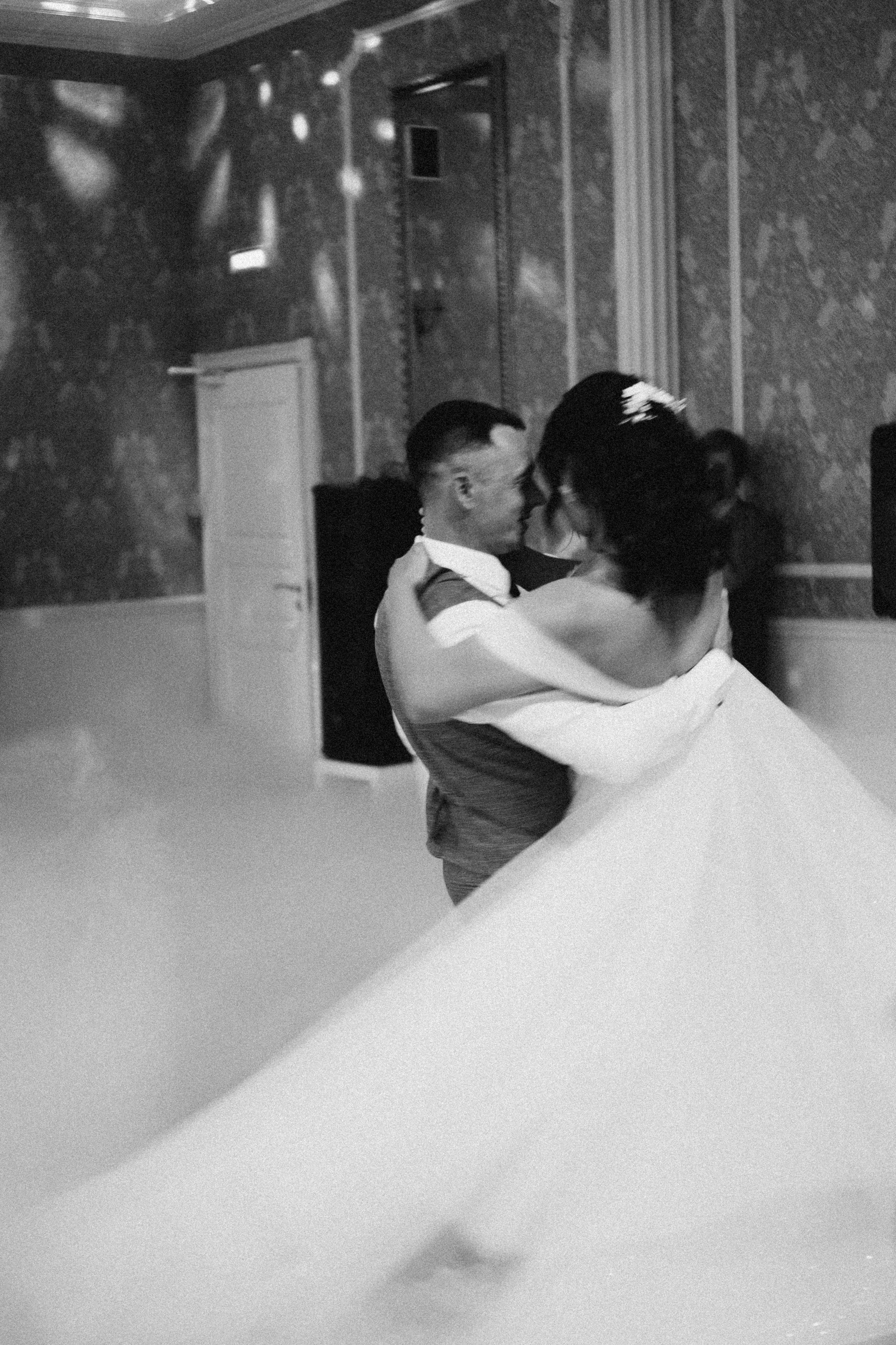 ТАНЕЦ ЖЕНИХА И НЕВЕСТЫ. Профессиональный фотограф, Санкт-Петербург — Виктория Богомолова