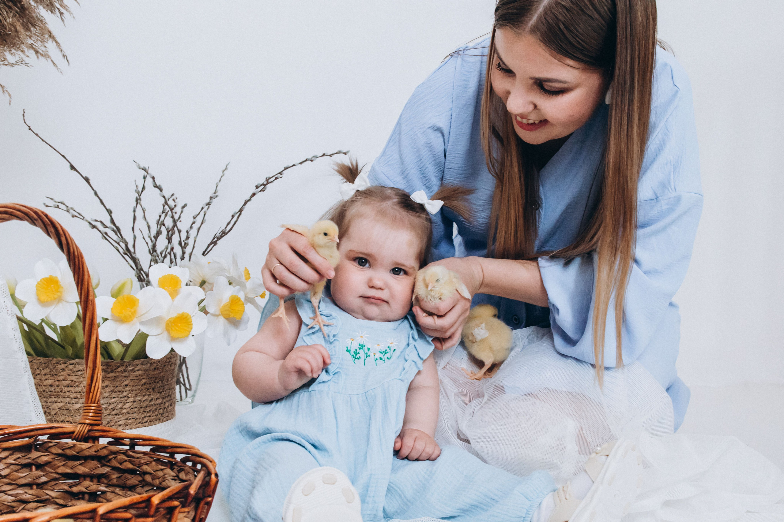 С цыплятами. Семейный фотограф Нижневартовск Тюмень Ефимова Ирина