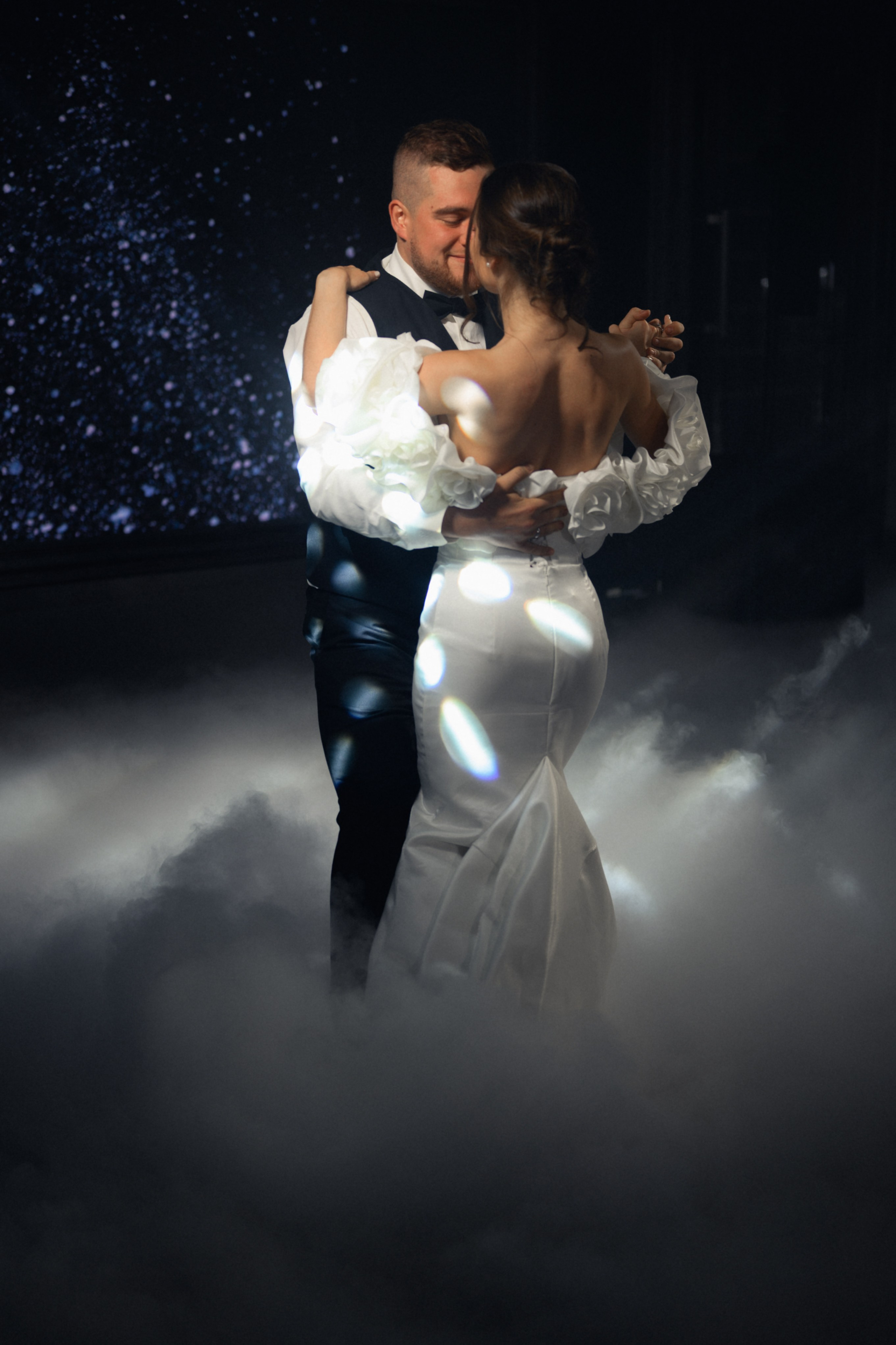 Мария и Никита. Бунгало в Москве.Аренда Бунгало в Мск