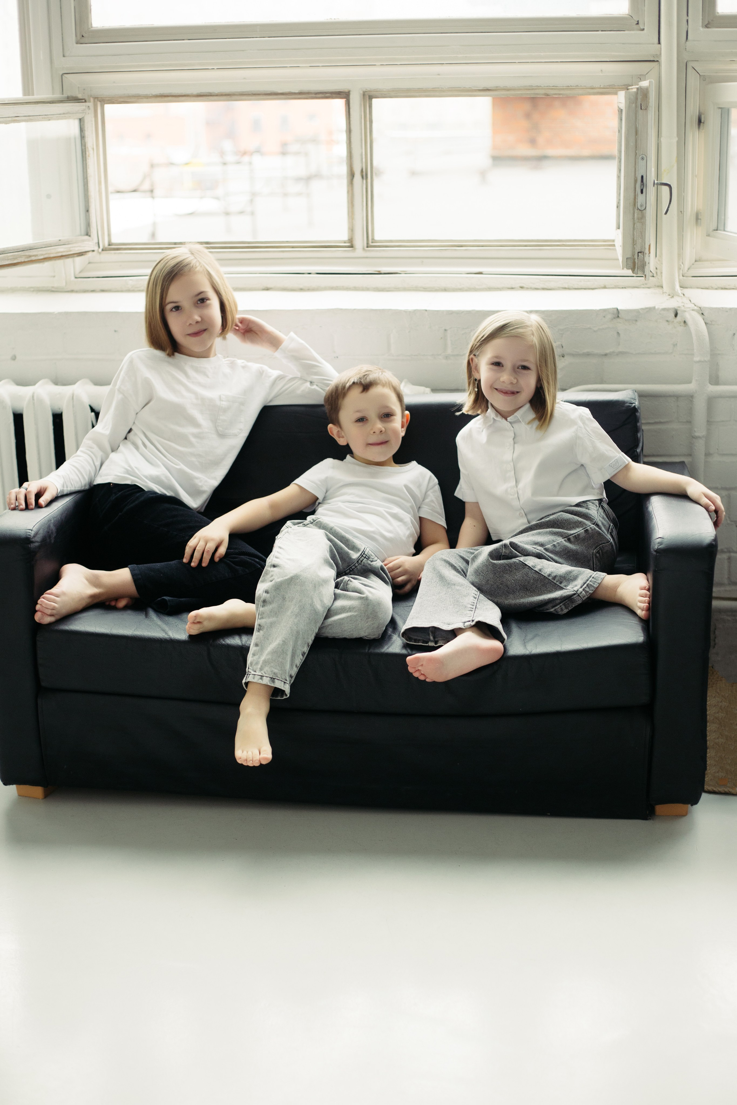 Семейная фотосессия в студии. Свадебный фотограф Регина Клименко Москва, Московская область