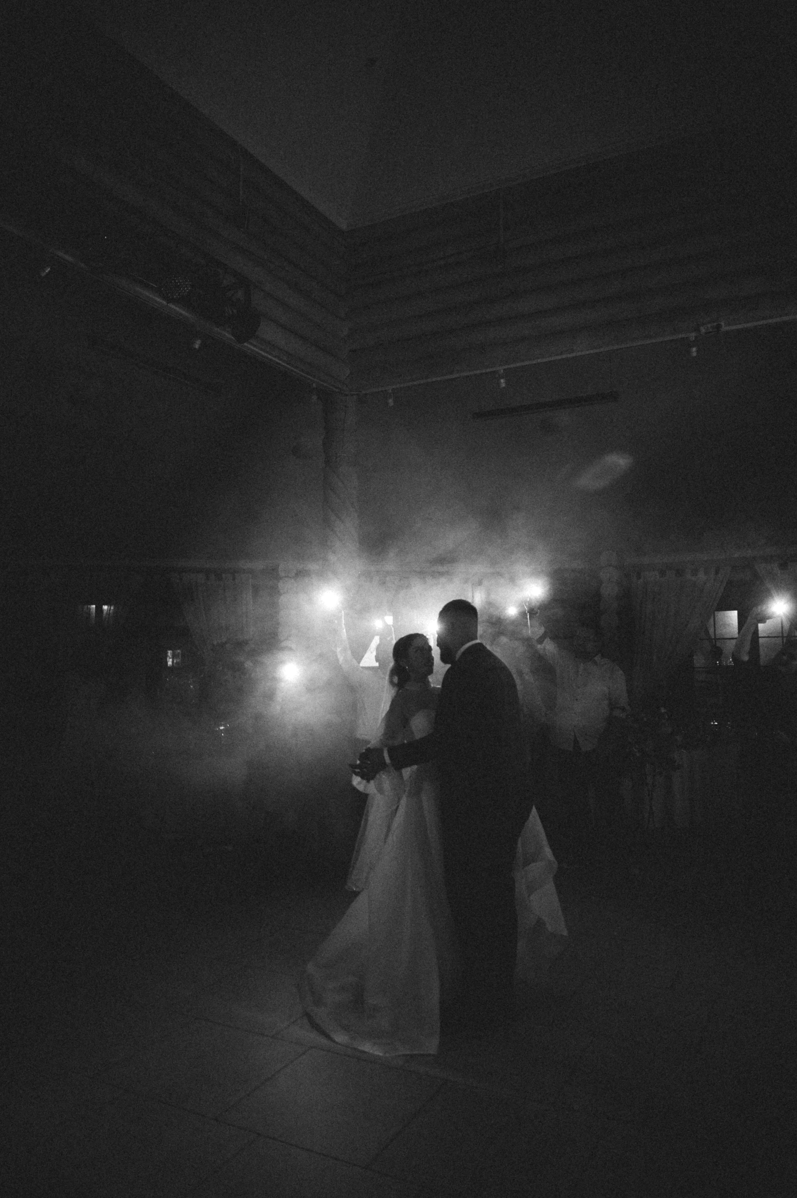 Дождик свадьбе не помеха! Гребнево, Барин. Свадебный и семейный фотограф Виктория Носачёва. Щелково, Москва и МО