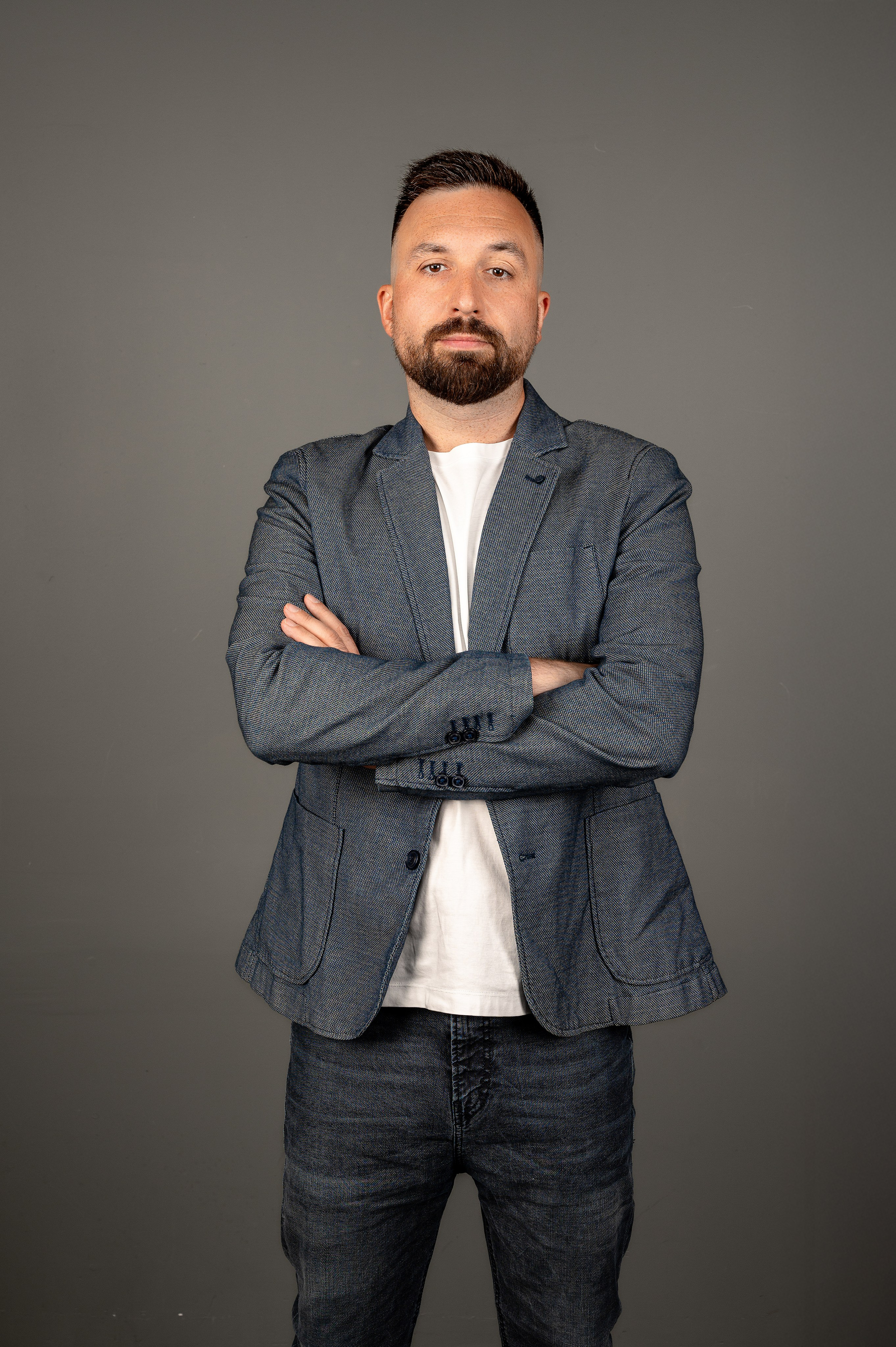 Студийный портрет. Экспресс-портрет, фото для сайтов и соцсетей