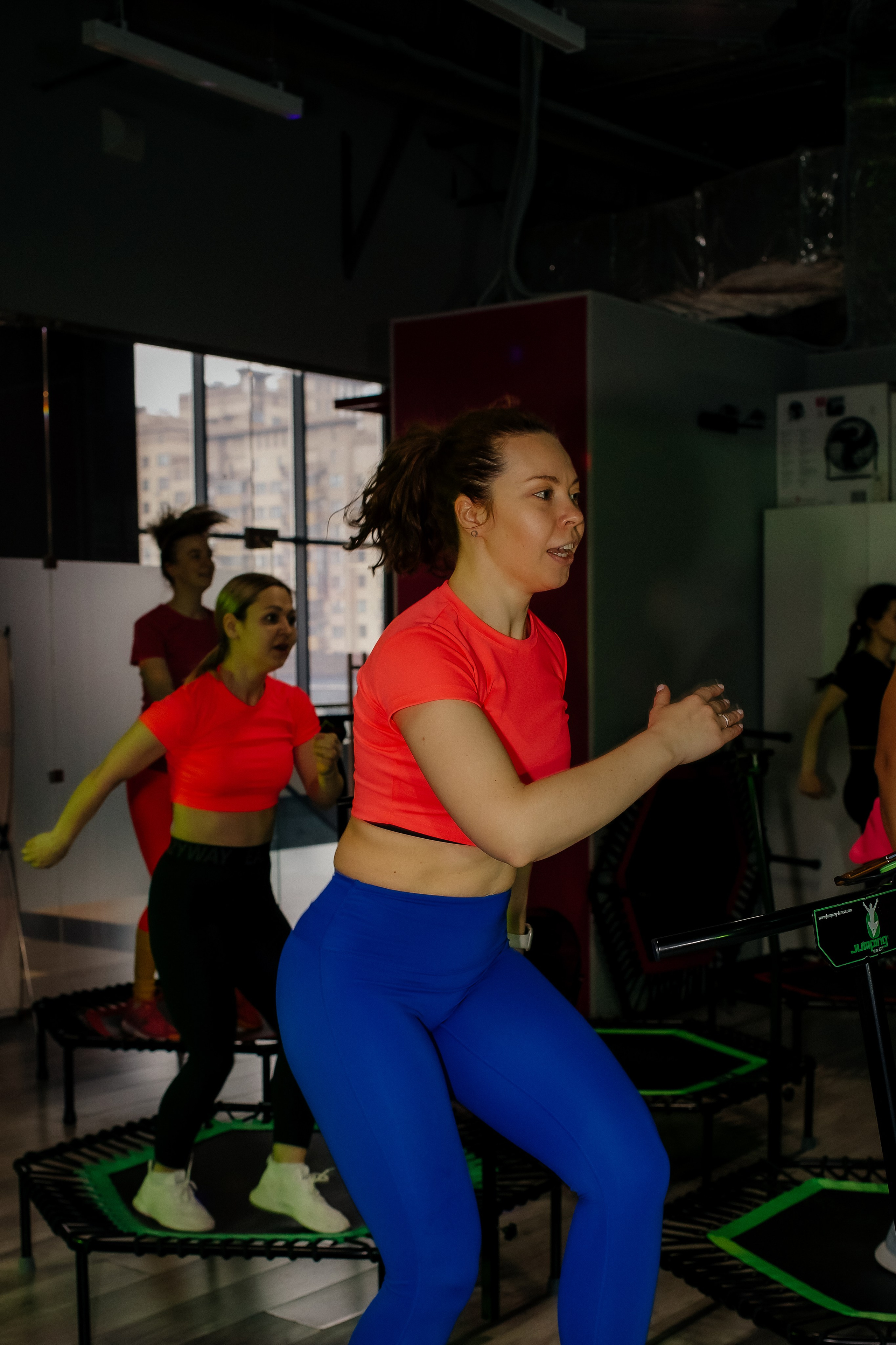 Съемки тренировок для сети студий Jumping Fitness. Ирина Тихонова — фотограф для детей и коллективов в Москве