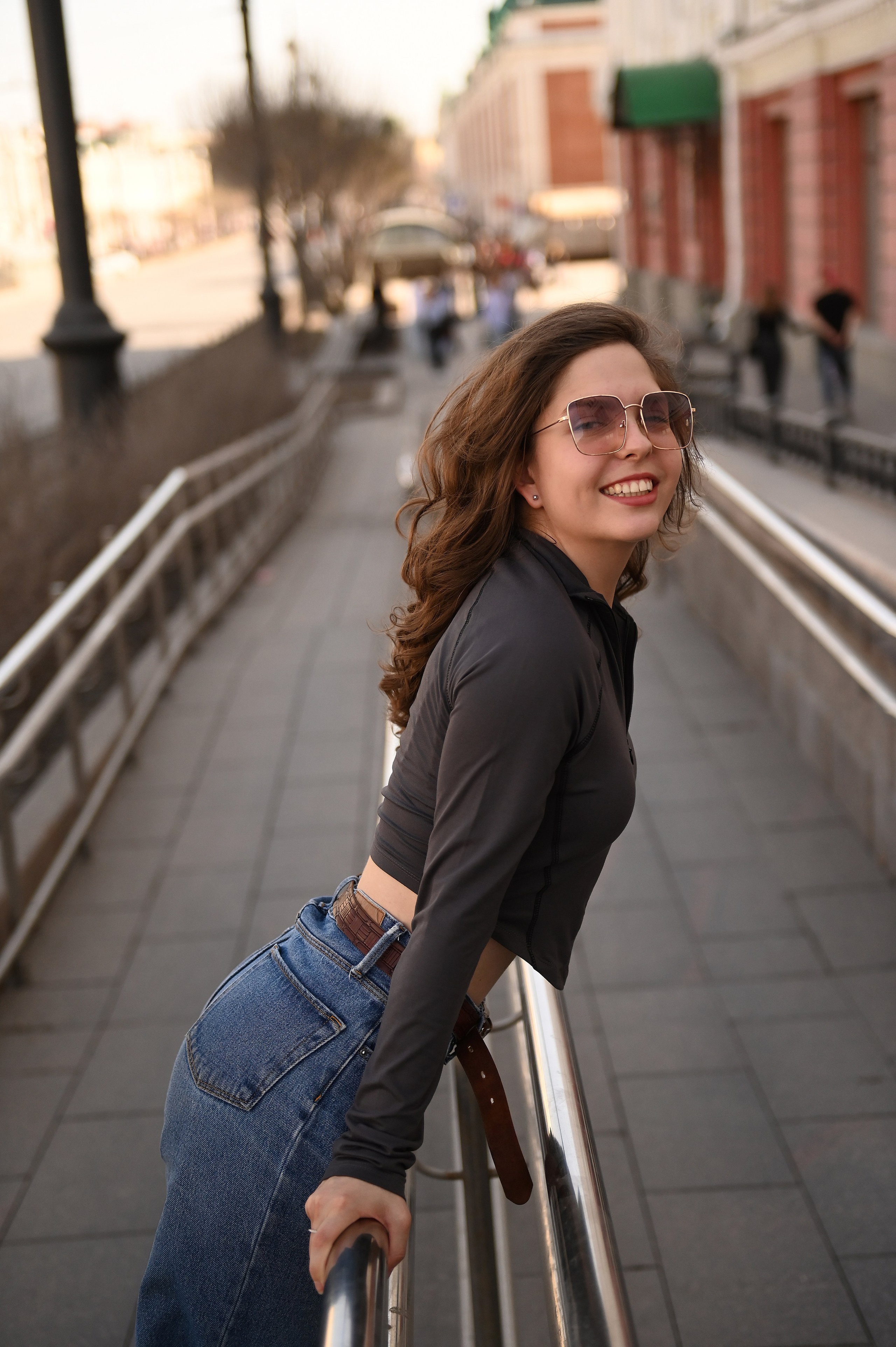 Индивидуальная прогулочная в городе. Свадебный, семейный, детский, контент фотограф в Омске Максим Ильин