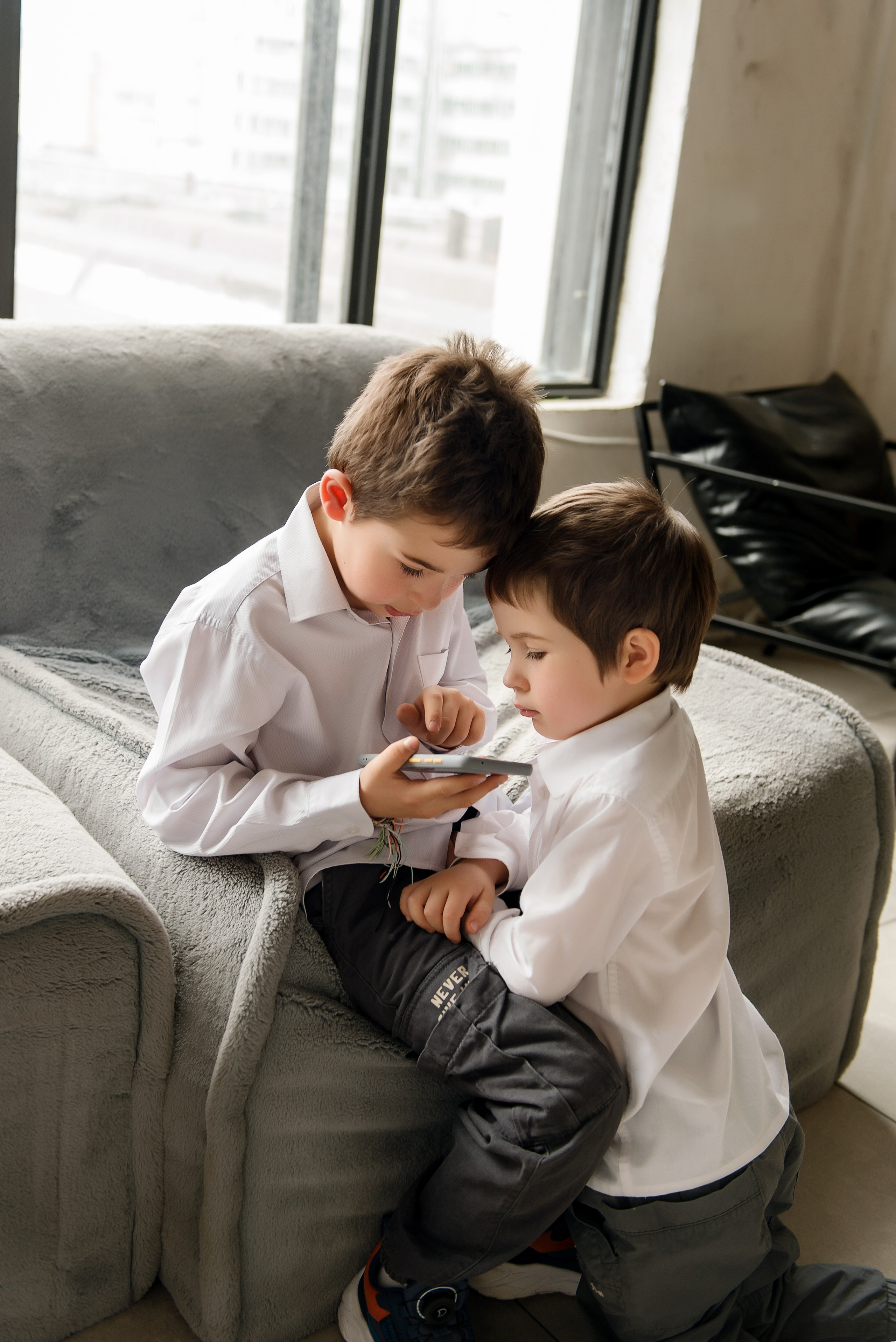 Семейная съёмка в студии. Детский фотограф в Долгопрудном и Москве
