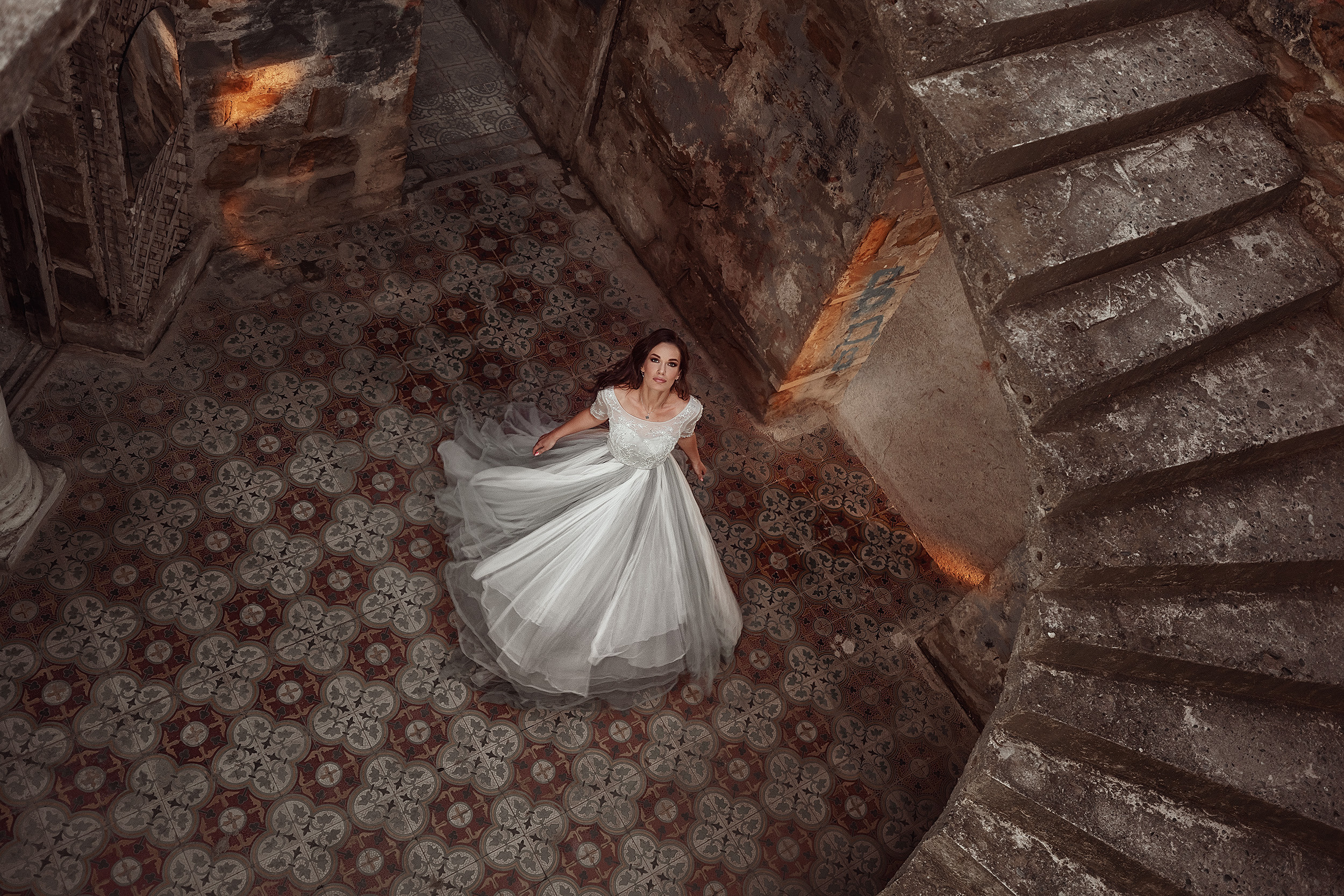 Гламурная фотосессия в пышном платье / Фотосессия на "Даче Квитко". Свадебный и семейный фотограф в Сочи Денис Вялов