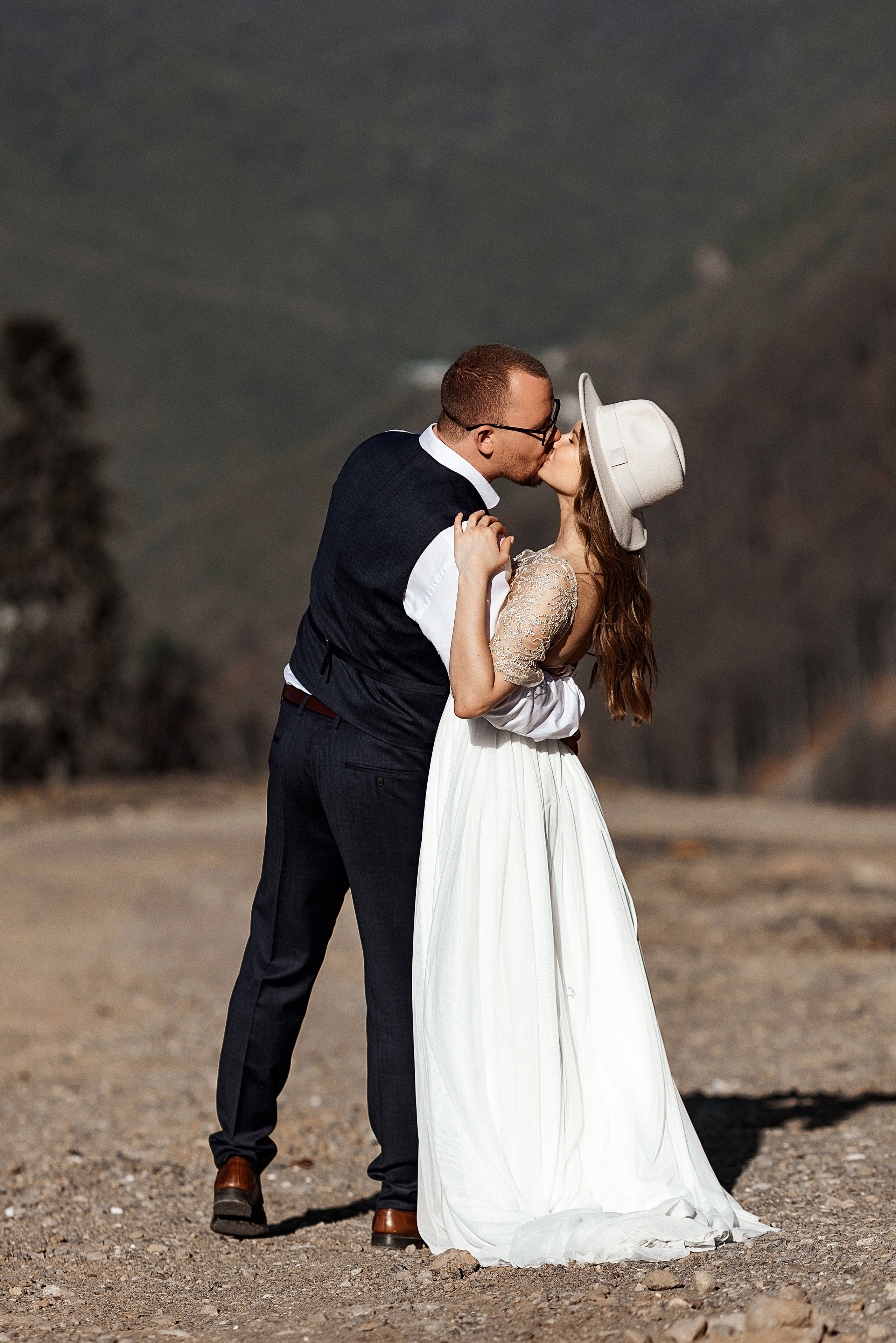 Свадебная фотосессия на снегу в Красной поляне / Фотограф Красная поля. Свадебный и семейный фотограф в Сочи Денис Вялов