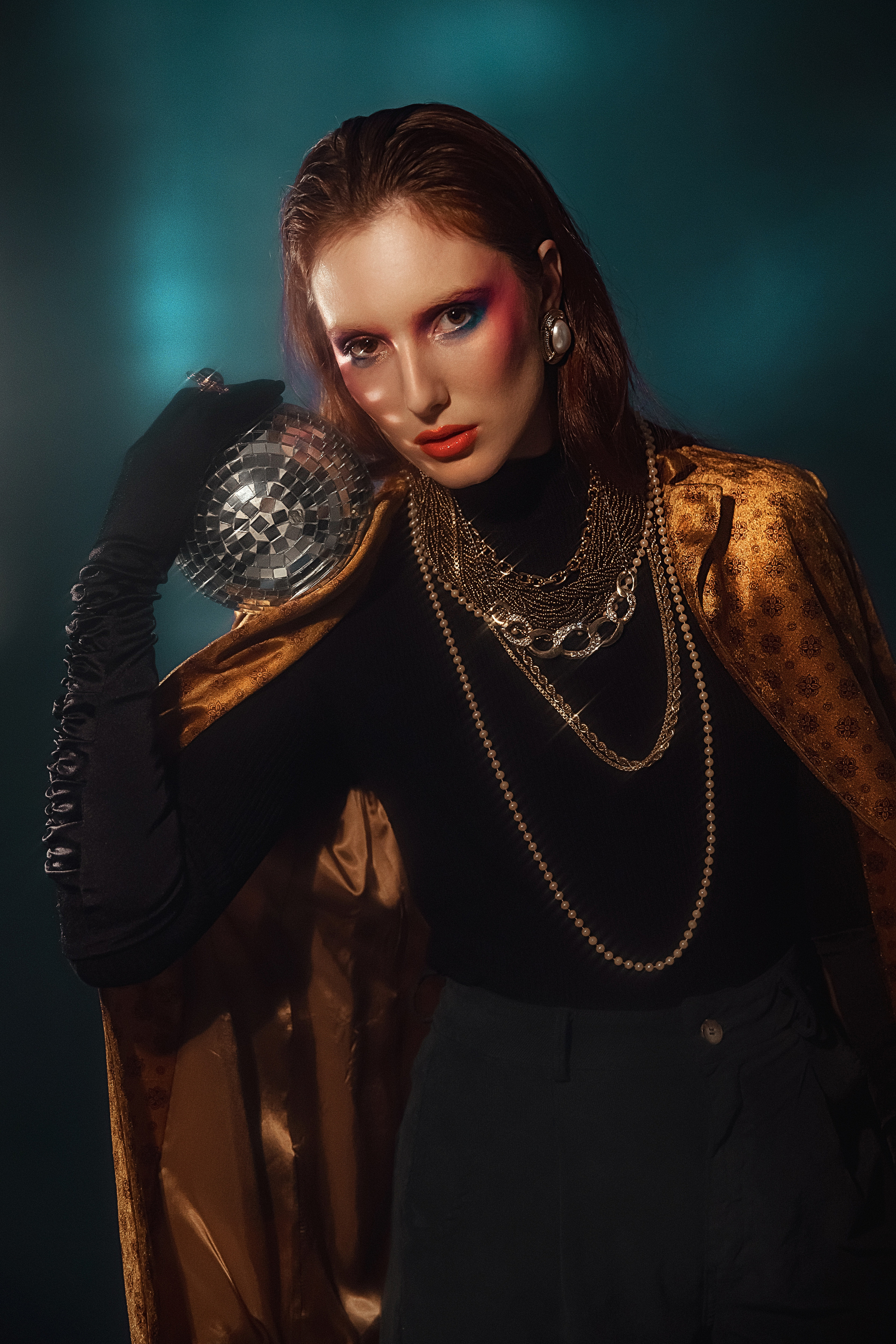 Студийнай портрет со смешаным светом