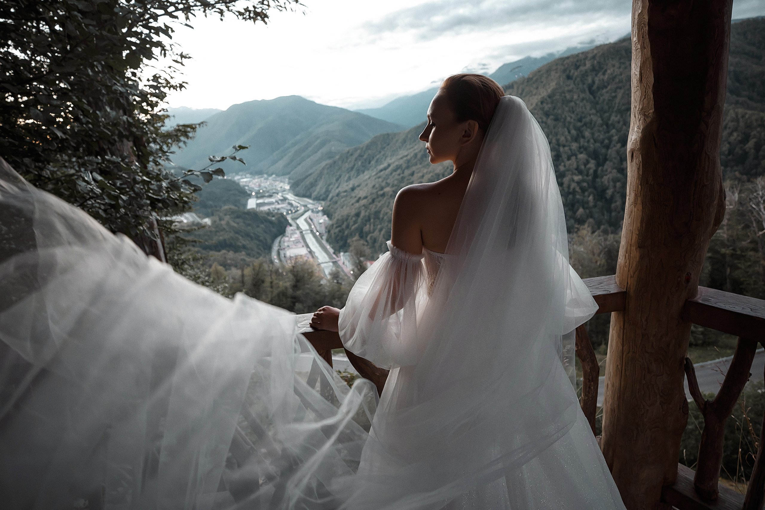 Свадьба в Красной поляне / свадебный фотограф в горах. Свадебный и семейный фотограф в Сочи Денис Вялов