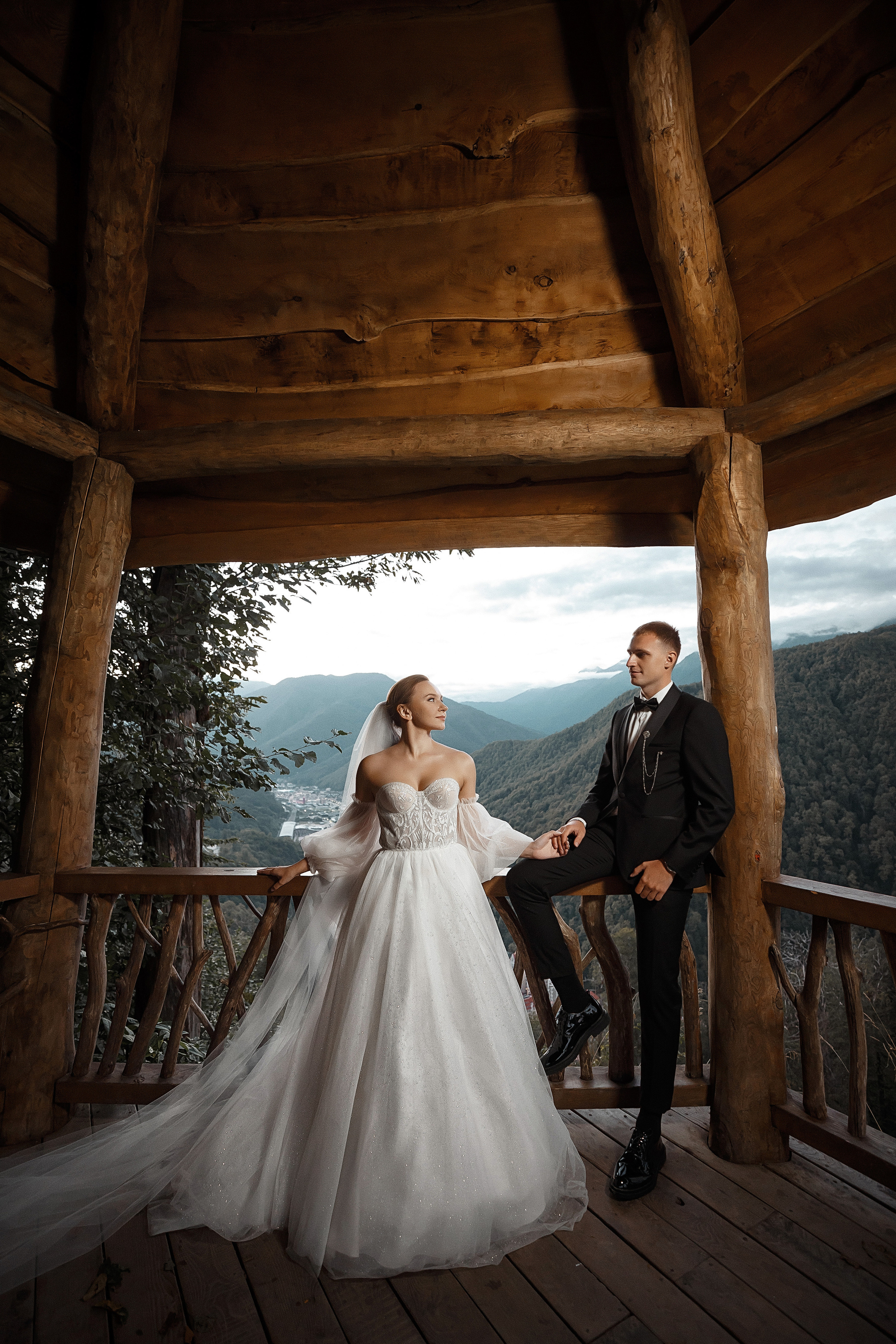 Свадьба в Красной поляне / свадебный фотограф в горах. Свадебный и семейный фотограф в Сочи Денис Вялов