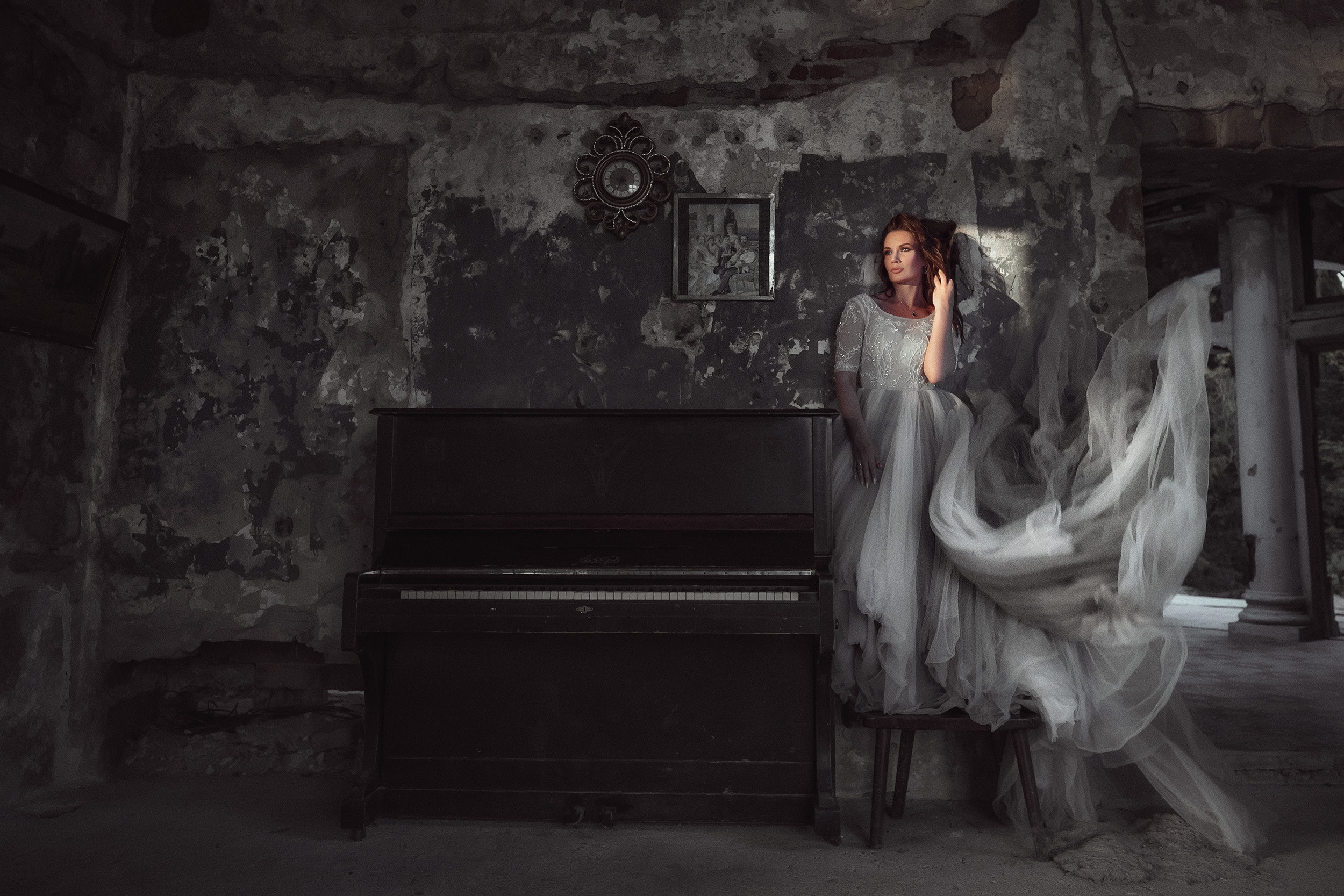 Гламурная фотосессия в пышном платье / Фотосессия на "Даче Квитко". Свадебный и семейный фотограф в Сочи Денис Вялов