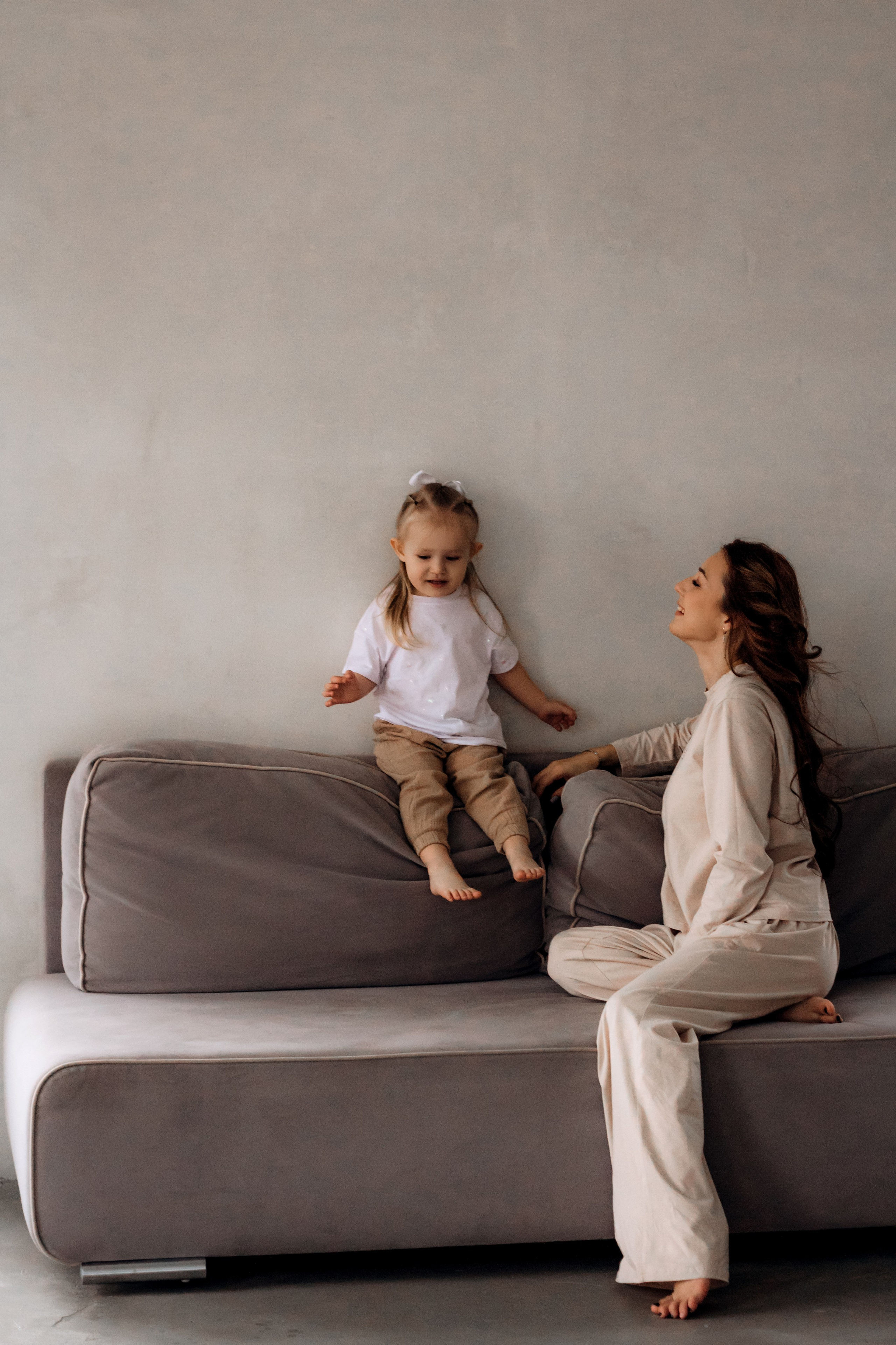 Мама и дочь Вика и Ева. Семейный фотограф в Ростове-на-Дону Безкишкина Татьяна