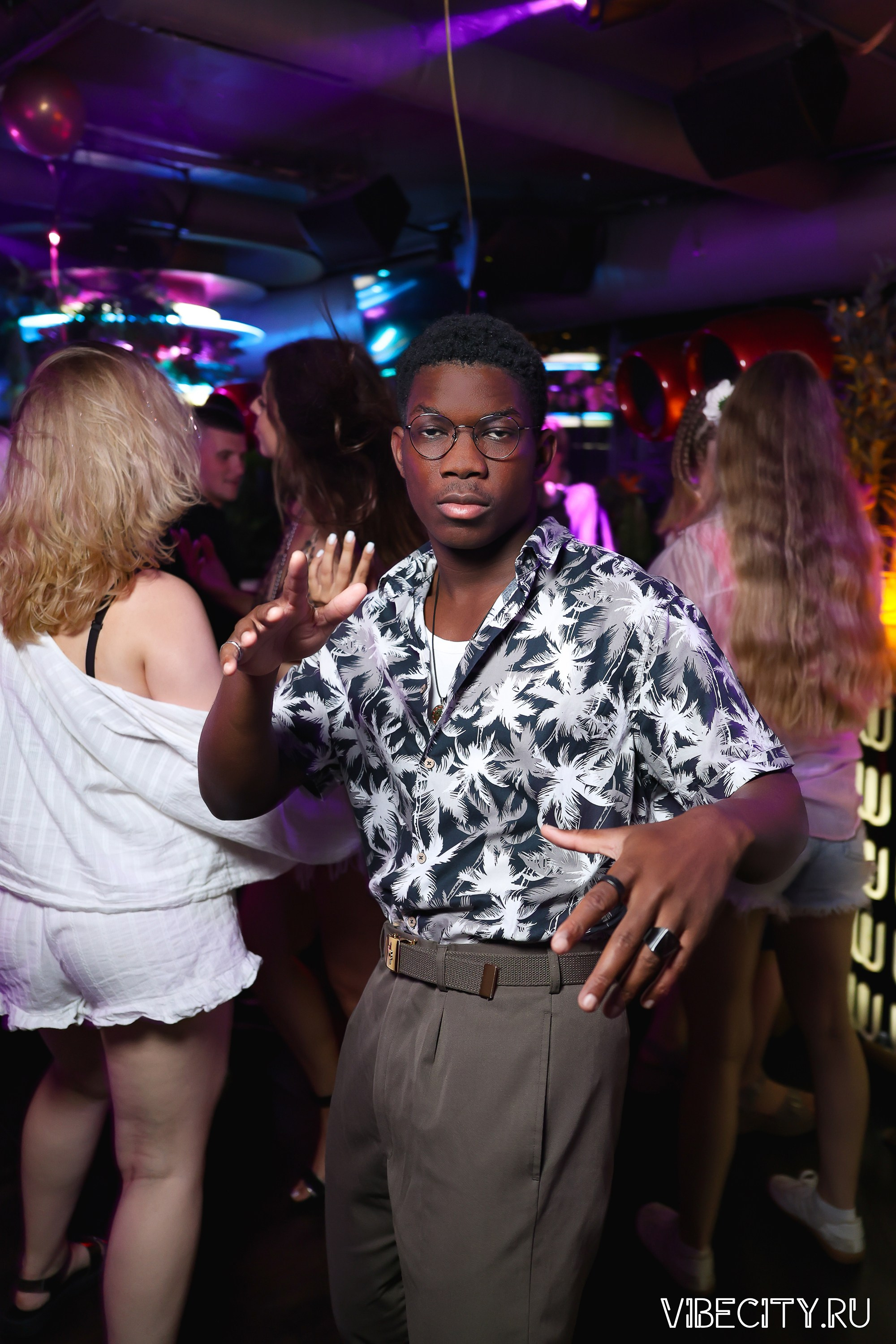 DOUBLE U. VIBECITY.RU Вайб Сити Ру Фоторепортажи Фотоотчеты Калининград