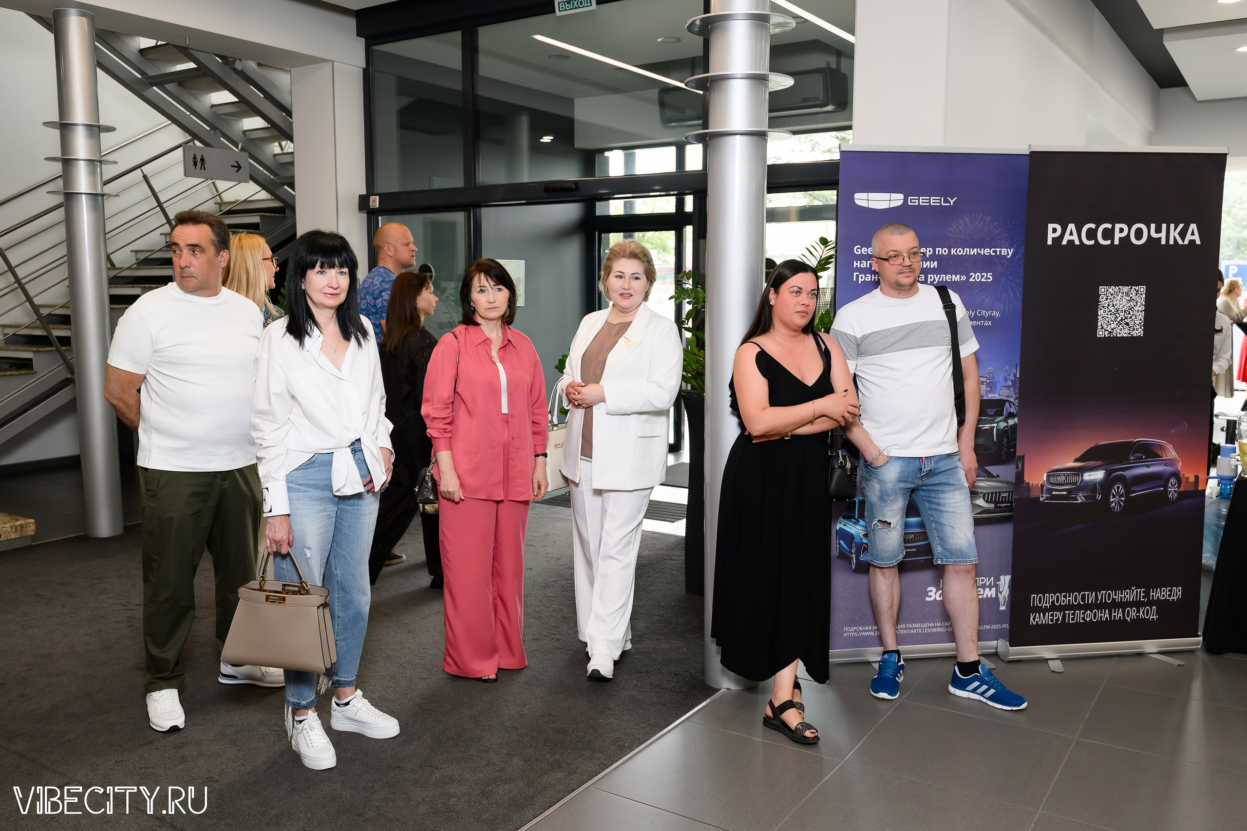 Презентация Geely Manjaro. VIBECITY.RU Вайб Сити Ру Фоторепортажи Фотоотчеты Калининград