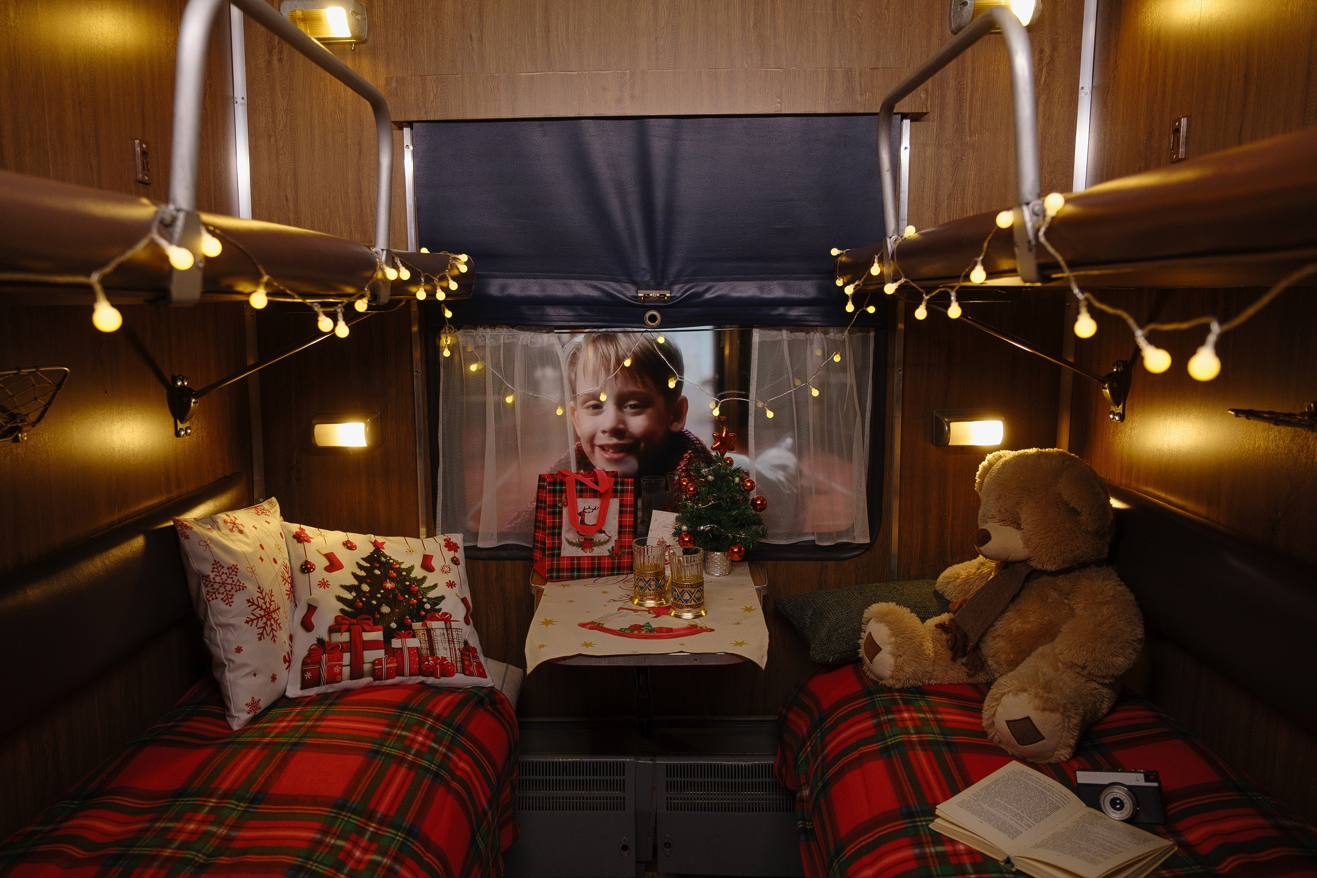 Павильон № 3 Купе Новогодний от 1200 руб. 5loft Фотостудия в Ижевске