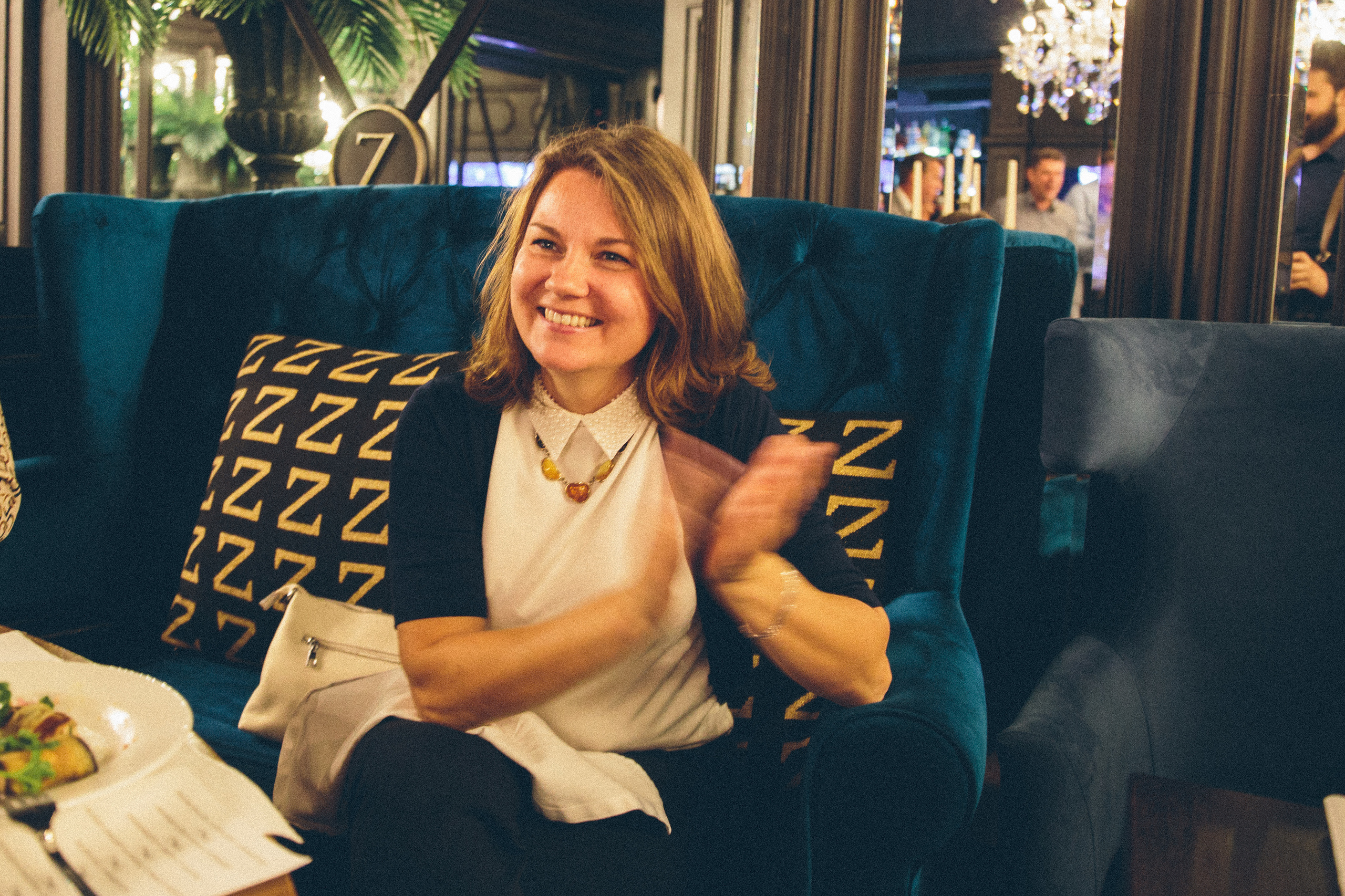 День рождения в дружной компании. Александр Чернин. Семейный и событийный фотограф