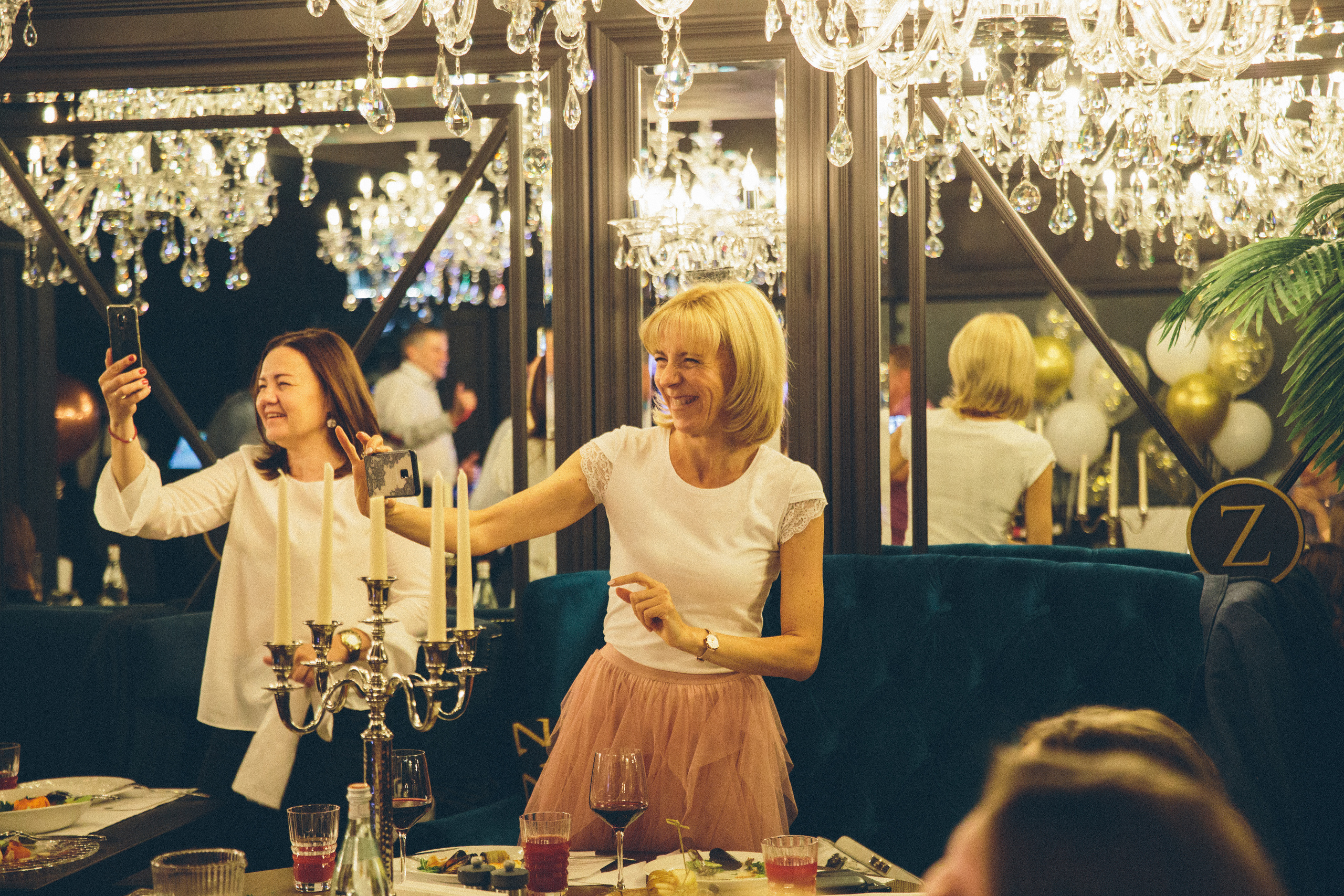 День рождения в дружной компании. Александр Чернин. Семейный и событийный фотограф