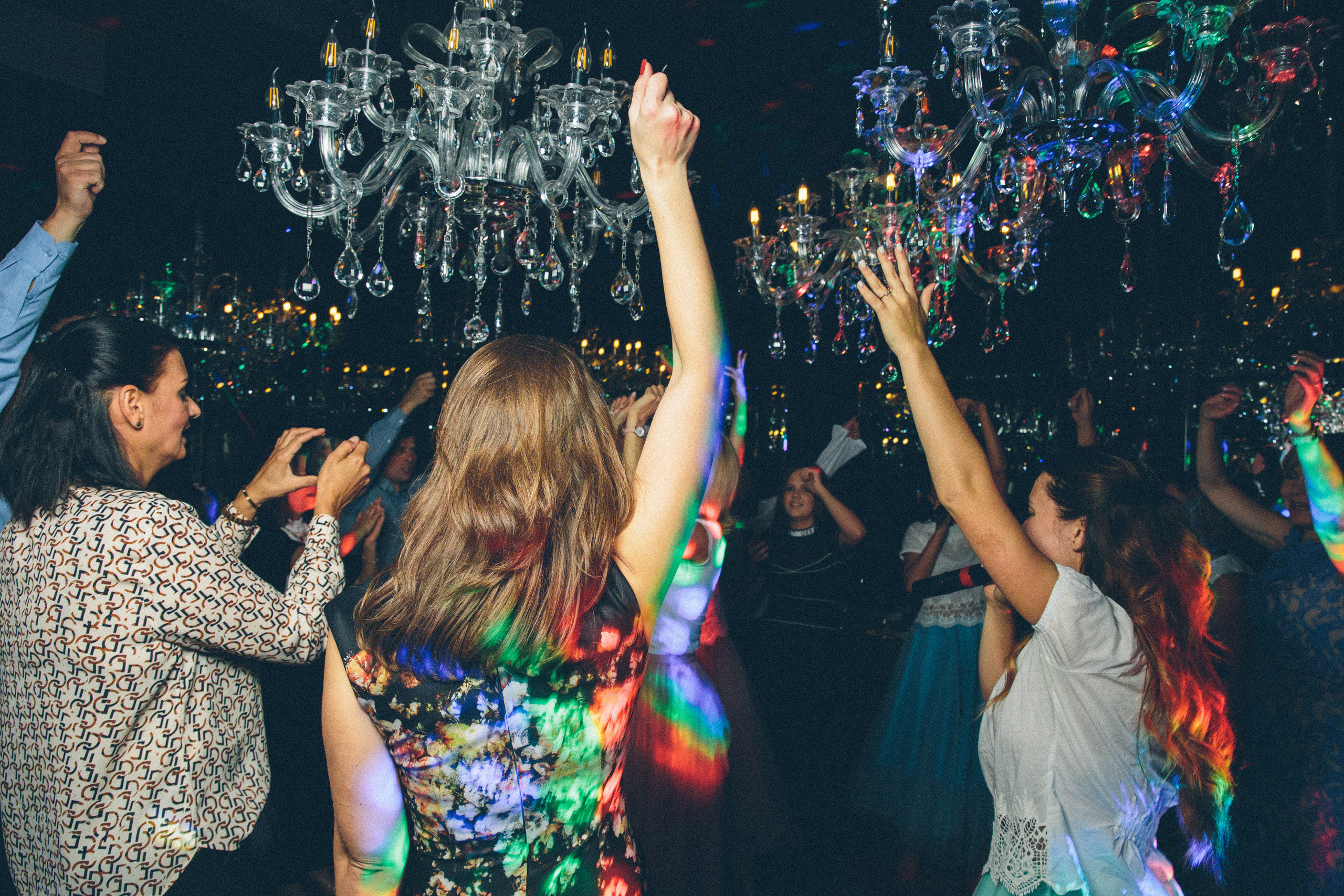 День рождения в дружной компании. Александр Чернин. Семейный и событийный фотограф