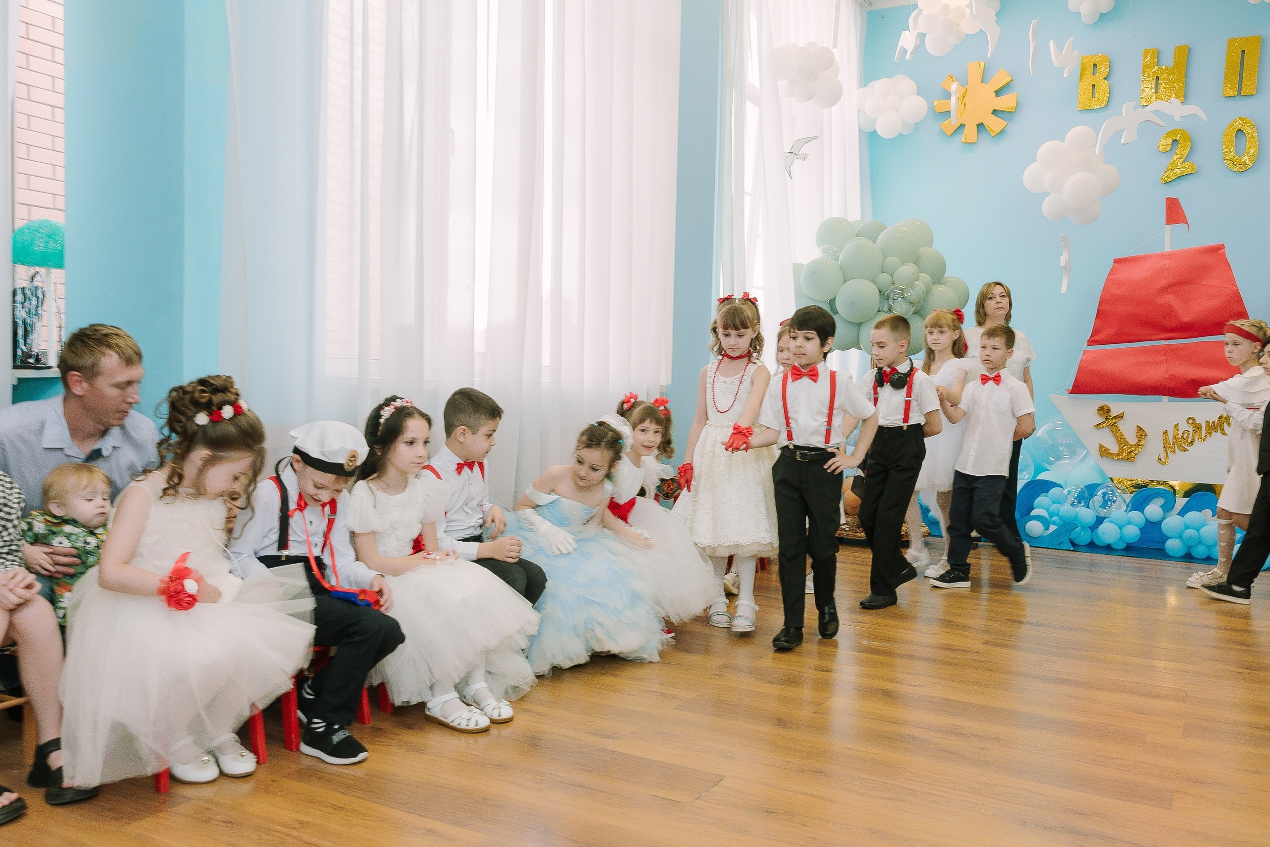 Выпускной 10 ДС. Выпускные альбомы Натальи Бутко: Новороссийск, Анапа, Геленджик