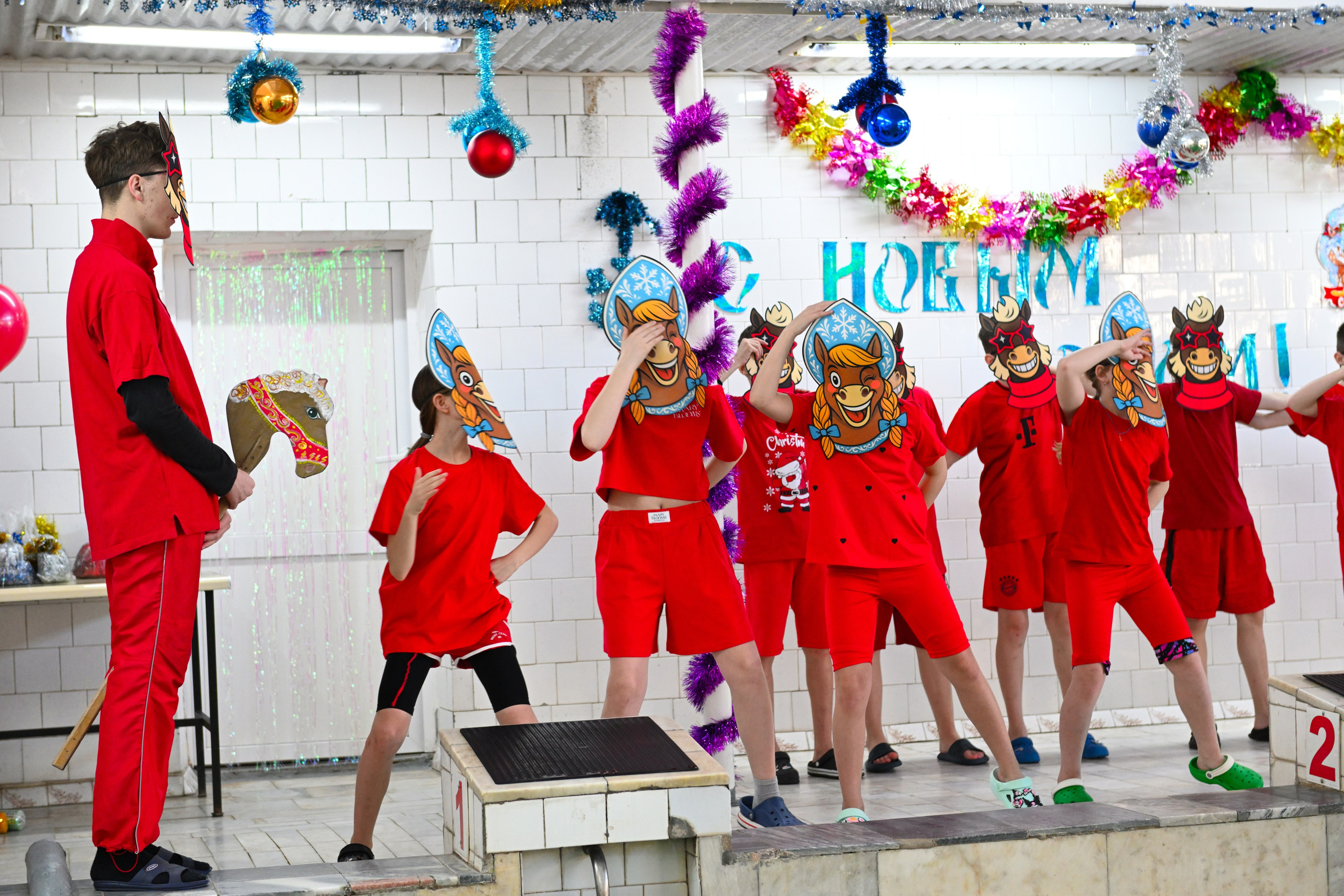 2025-12-20 Бассейн Урал НГ младшие. Снежинск фото Андрианов