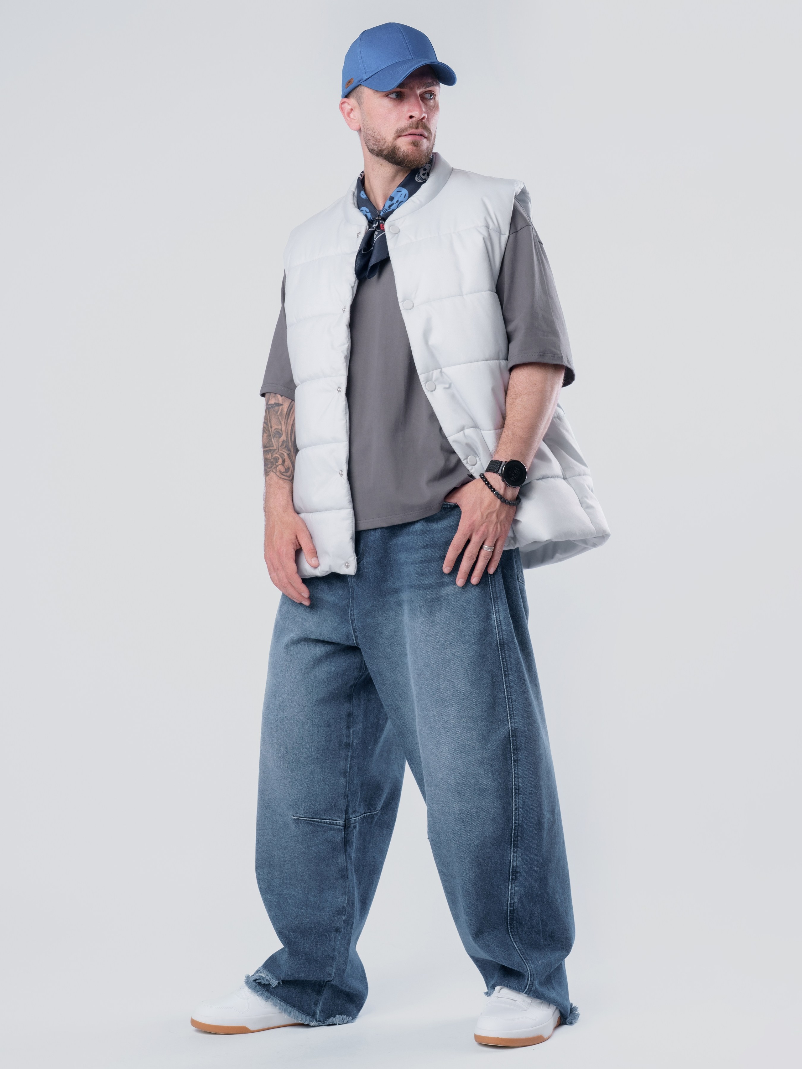 Футболки мужские. KED Production — продакшн из СПб. Создаём фото, видео и контент, который помогает брендам и селлерам продавать больше