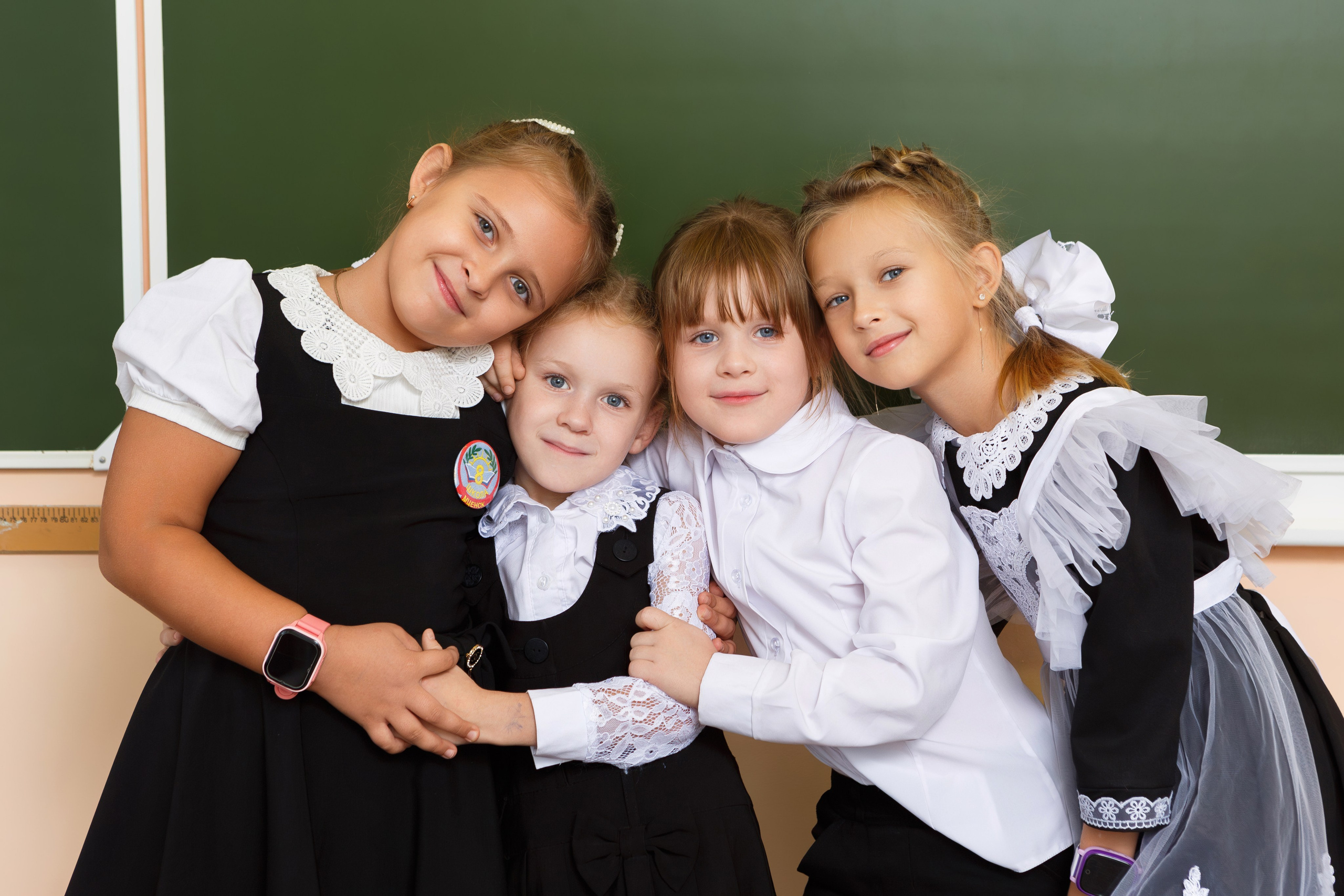 Съемки в школе 1-4 классы. ВЫПУСКНЫЕ АЛЬБОМЫ на БОГАТЫРЕВ АЛЬБОМ