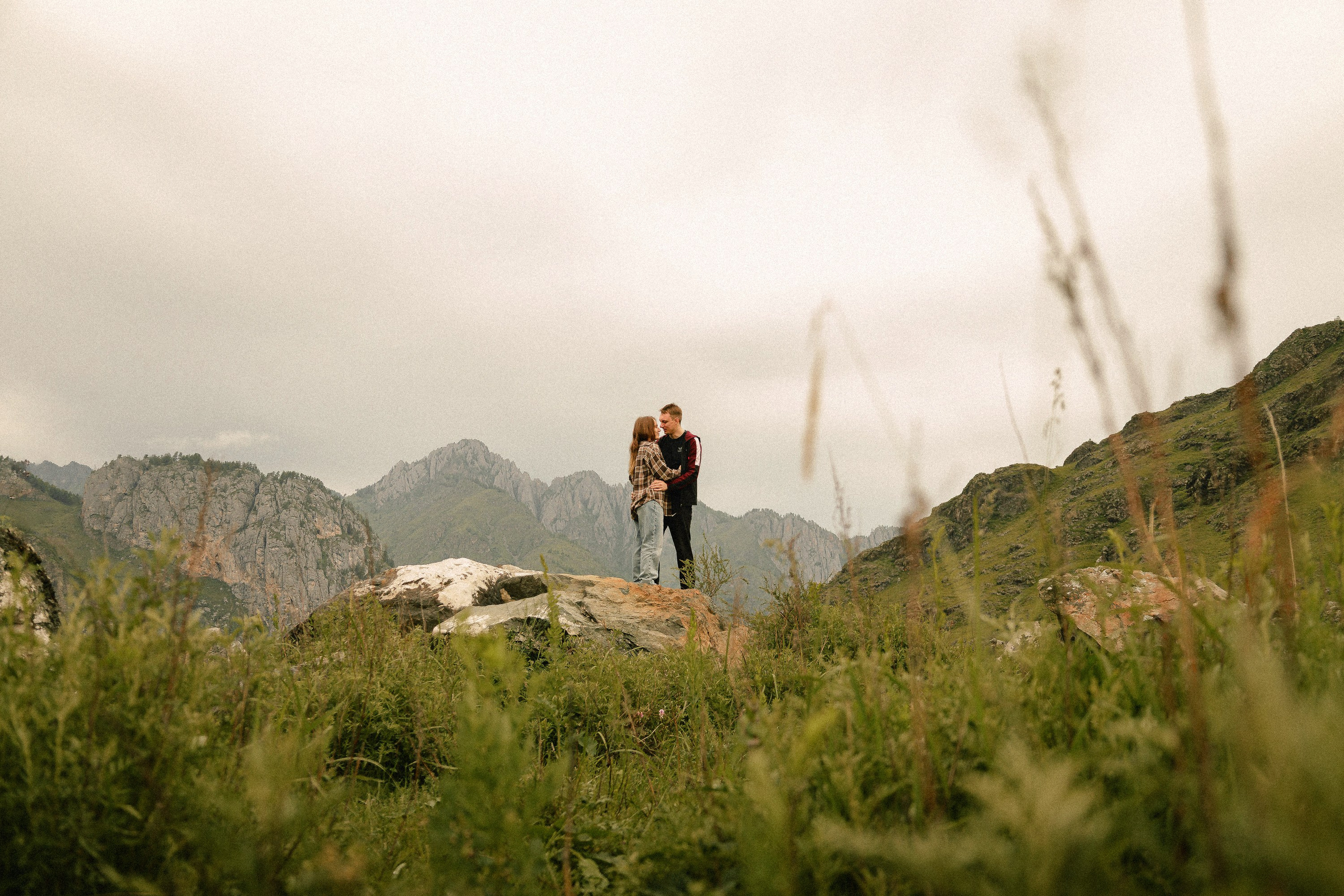 Дмитрий и Наталья. Фотосъемка свадеб и семейных фотосессий в Республике Алтай