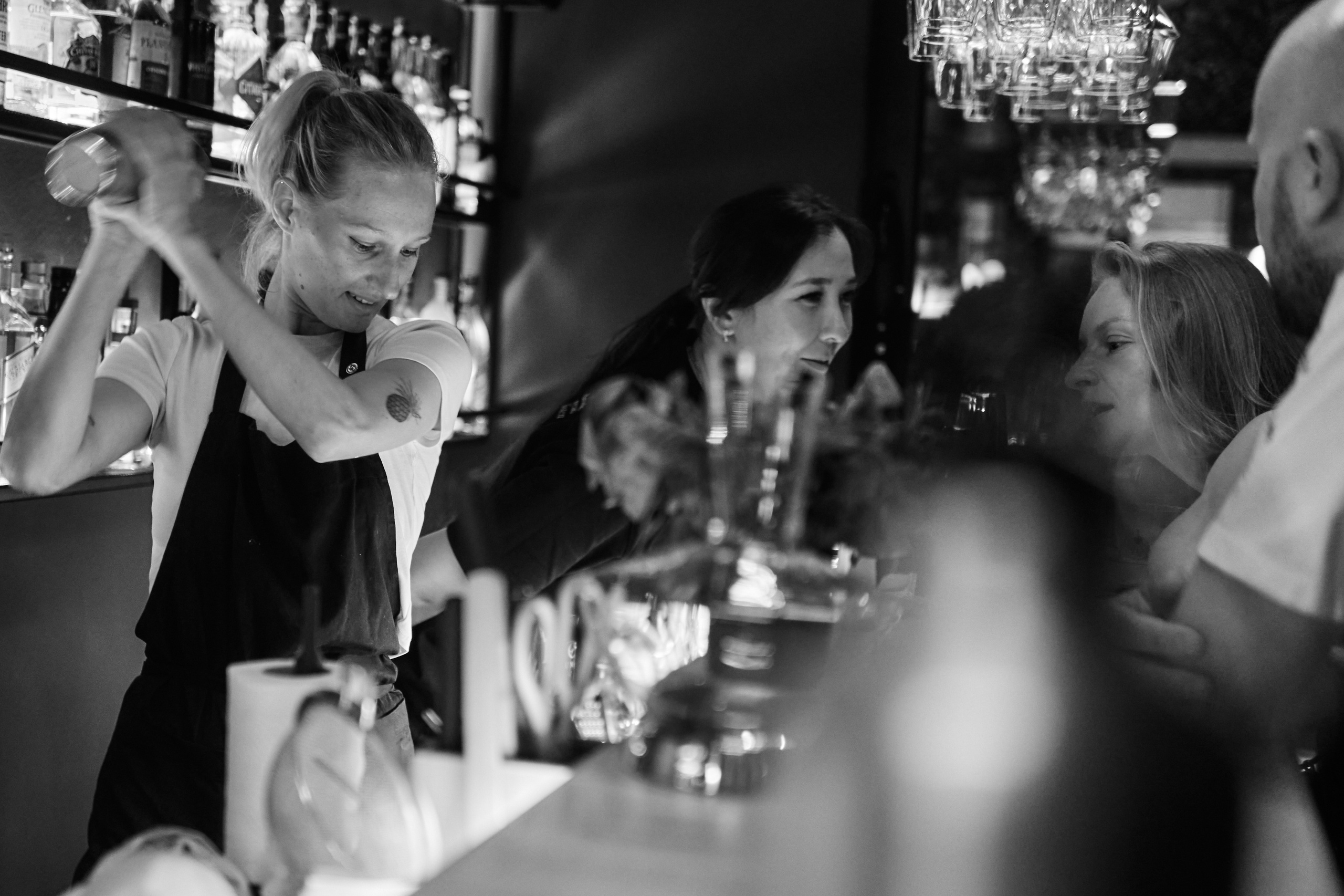 Barbarabar. See the moment and catche. commercial and reportage