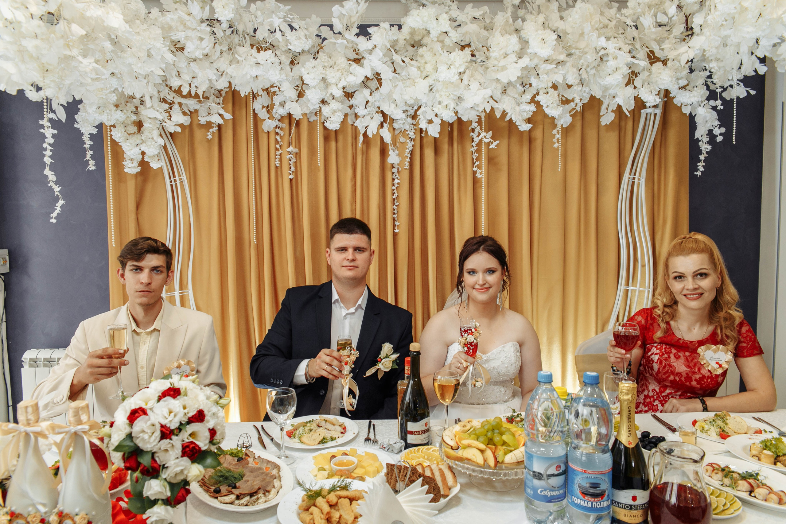 Татьяна и Виктор: настоящая русская свадьба. Событийный фотограф Максим Бескоровайновнов