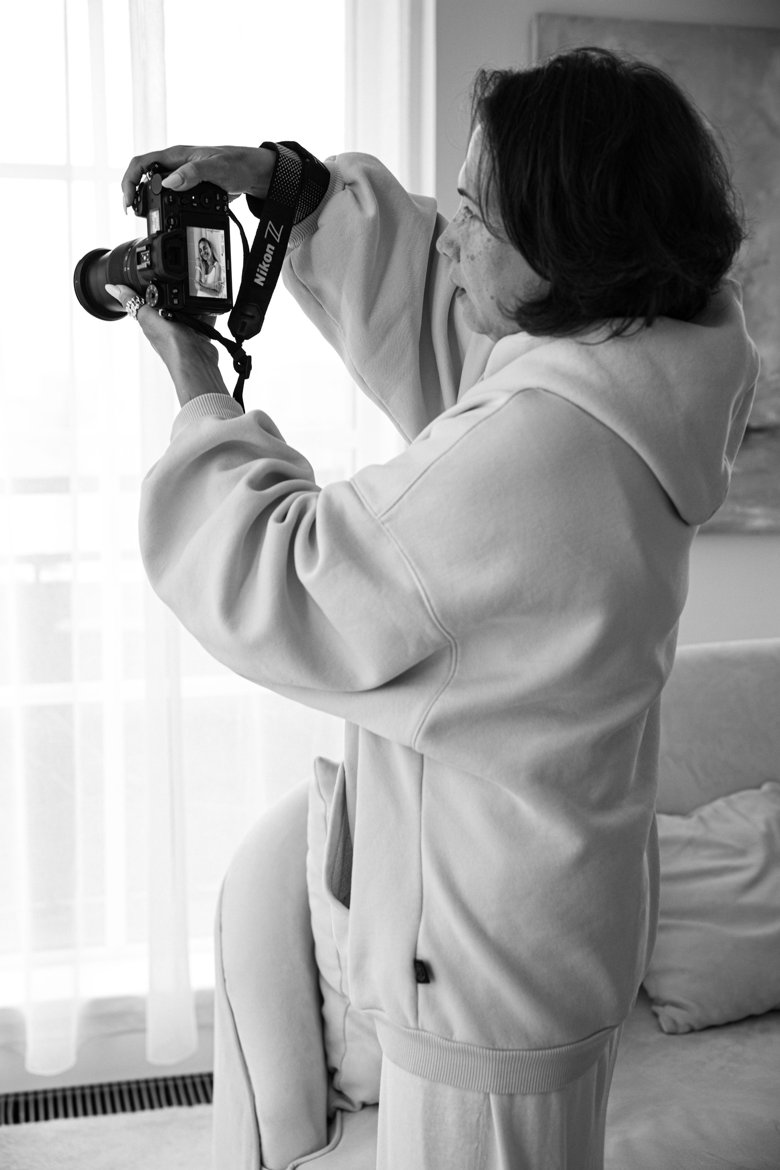 Бэкстейдж фотограф, photo BTS. Фотограф и видеограф в Санкт-Петербурге Динара Гольдина