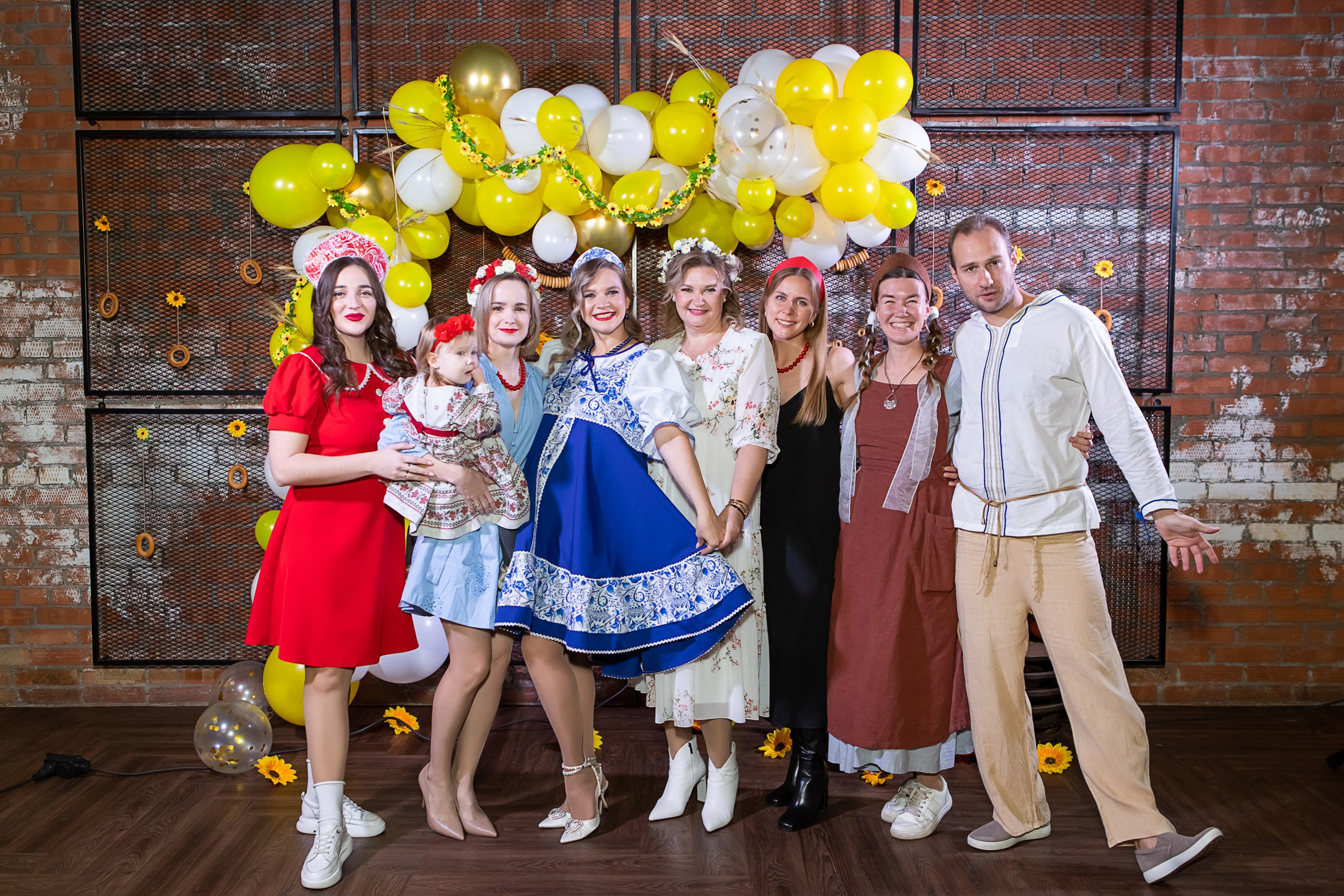 День Рождения в Food Factory. Репортажный и семейный фотограф в Новосибирске Елена Каменева