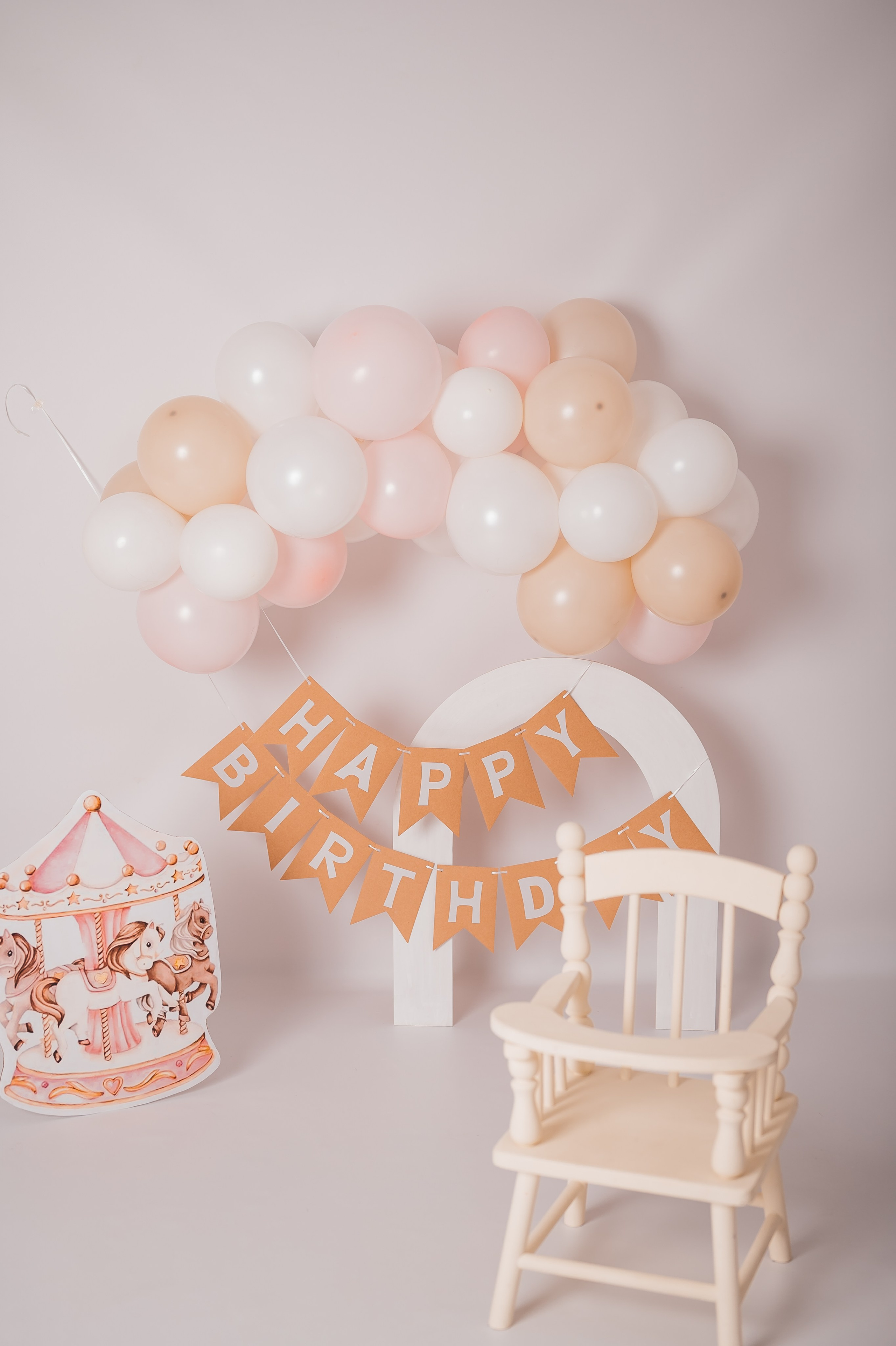 Декоры на Первые годики. Детский и семейный фотограф в Красноярске. Фотосессии новорожденных малышей до 1 месяца