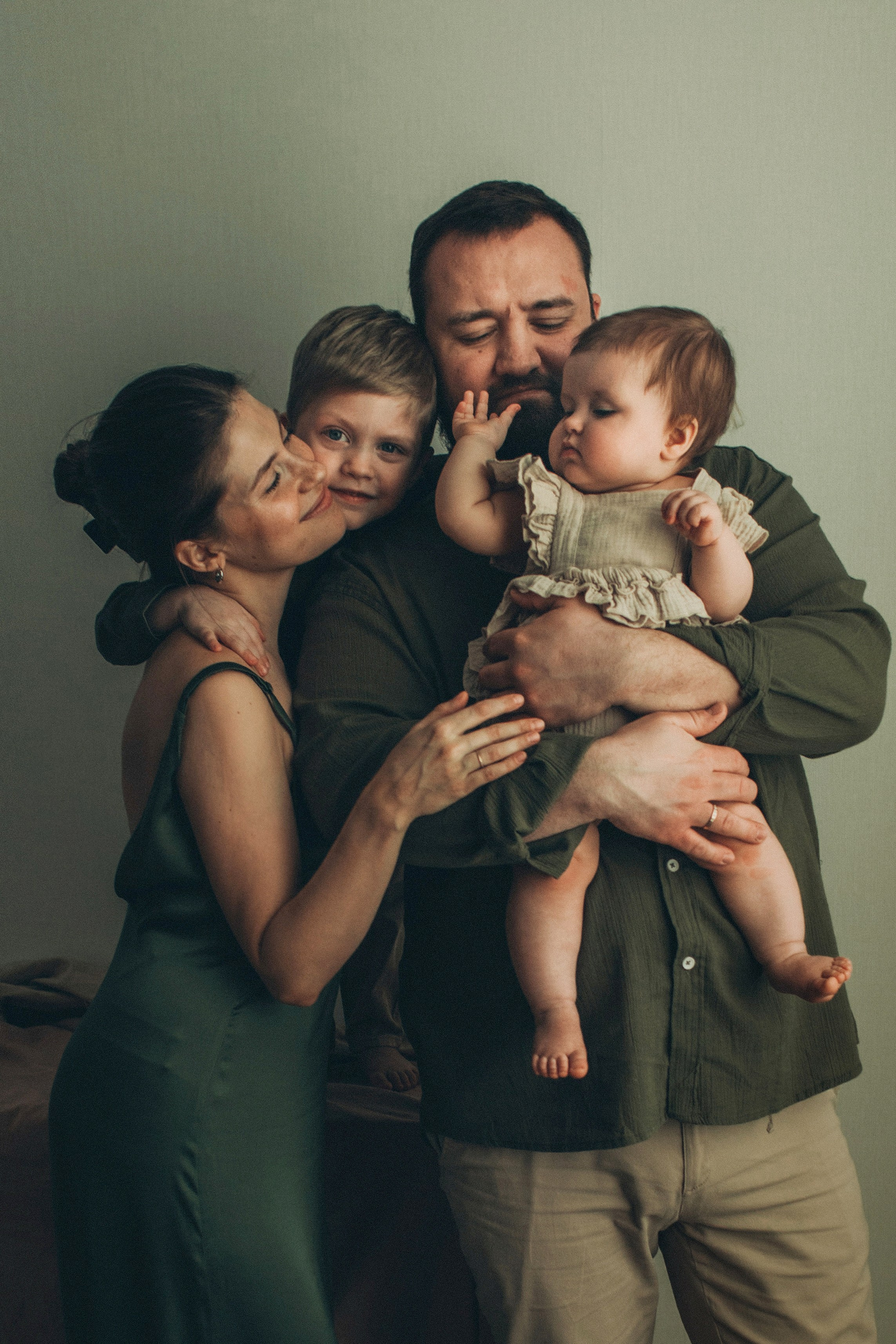 Кира, Арсений, Юля, Антон. Семейный фотограф Томск