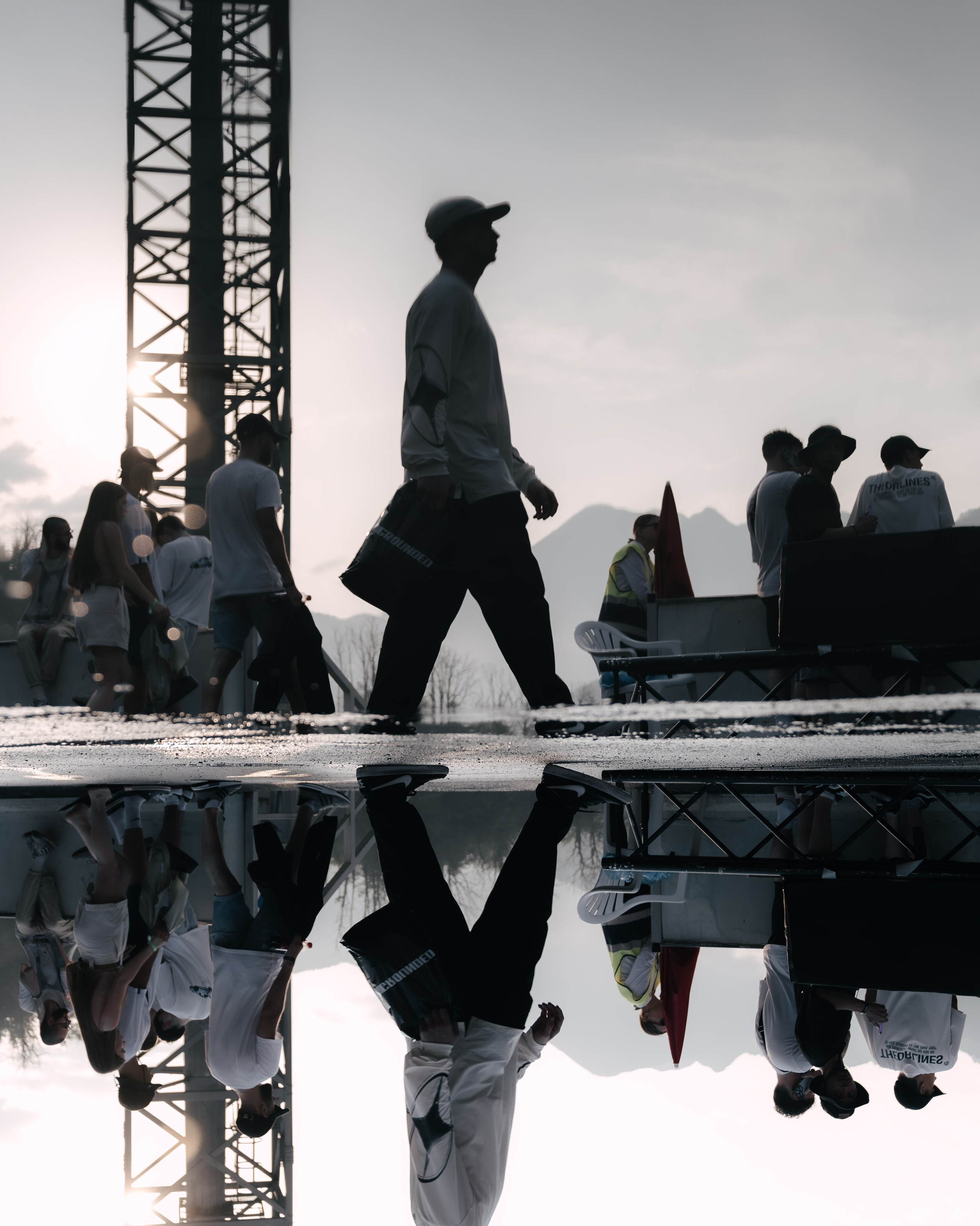 //GROUNDED2025. Автомобильный фотограф