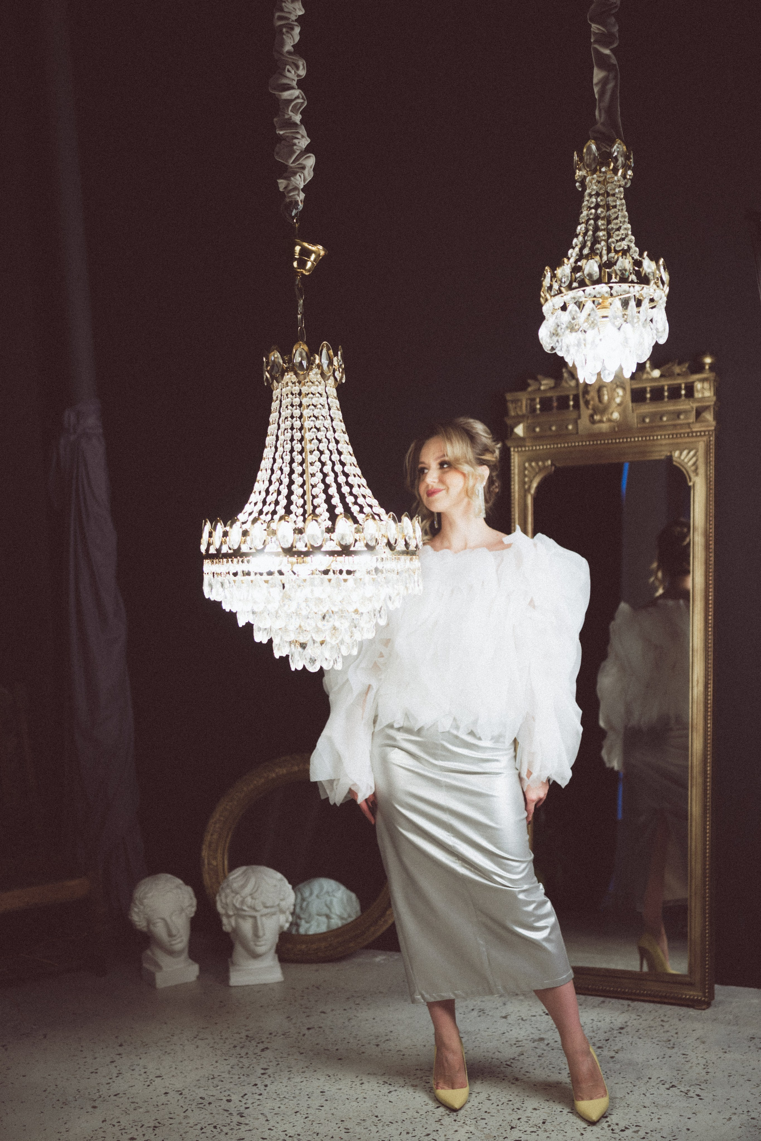 НОВОГОДНЯЯ ФОТОСЕСИИЯ В СТУДИИ ДЛЯ ДЕВУШКИ И ПРОГУЛКА ПО ЧЕРНЫШЕВСКОЙ. Профессиональный фотограф, Санкт-Петербург — Виктория Богомолова