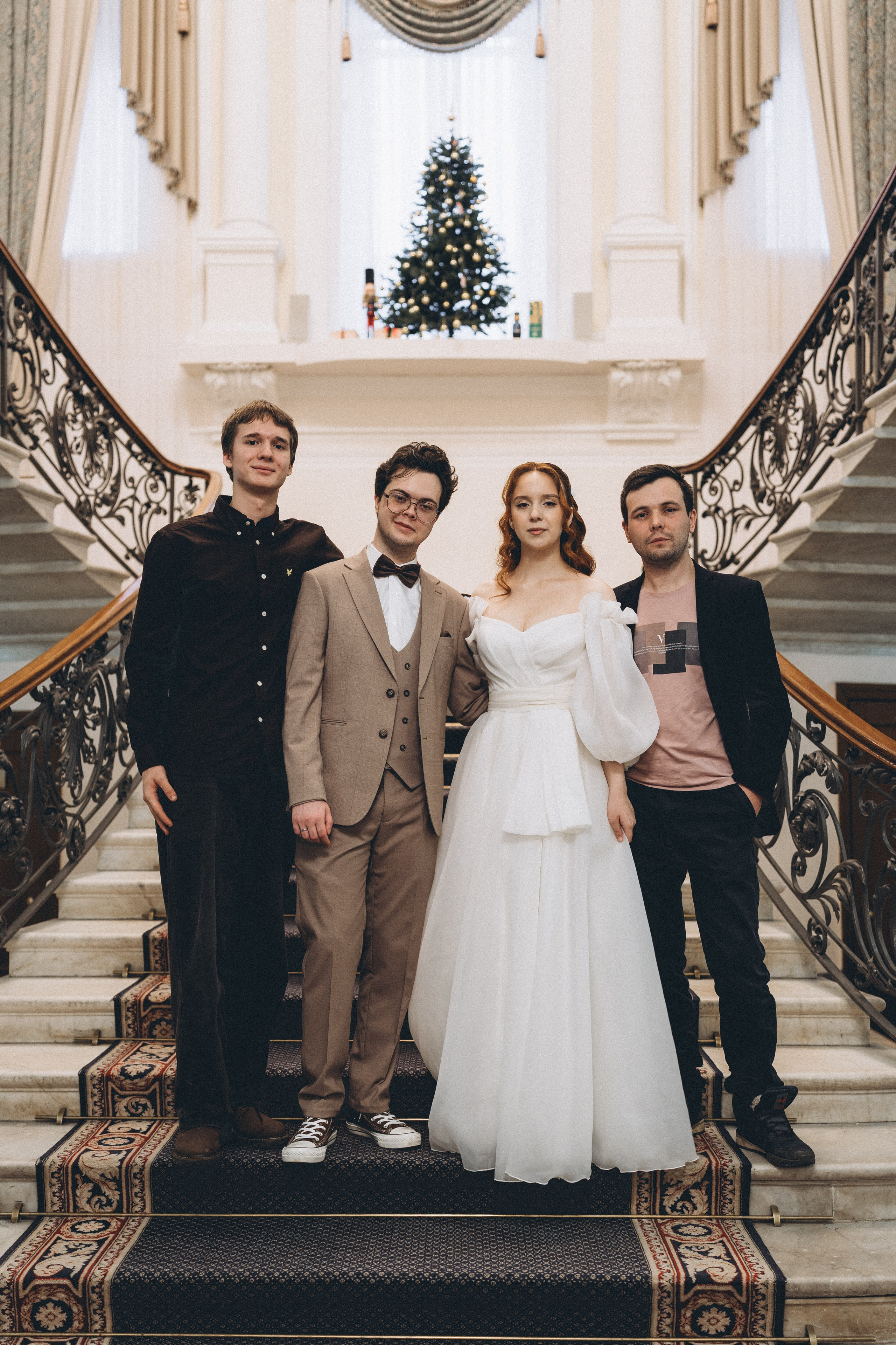 СВАДЕБНАЯ СЬЕМКА ВО ВТОРОМ ДВОРЦЕ С ГОСТЯМИ И ПРОГУЛКА В ТАВРИЧЕСКОМ САДУ. Профессиональный фотограф, Санкт-Петербург — Виктория Богомолова