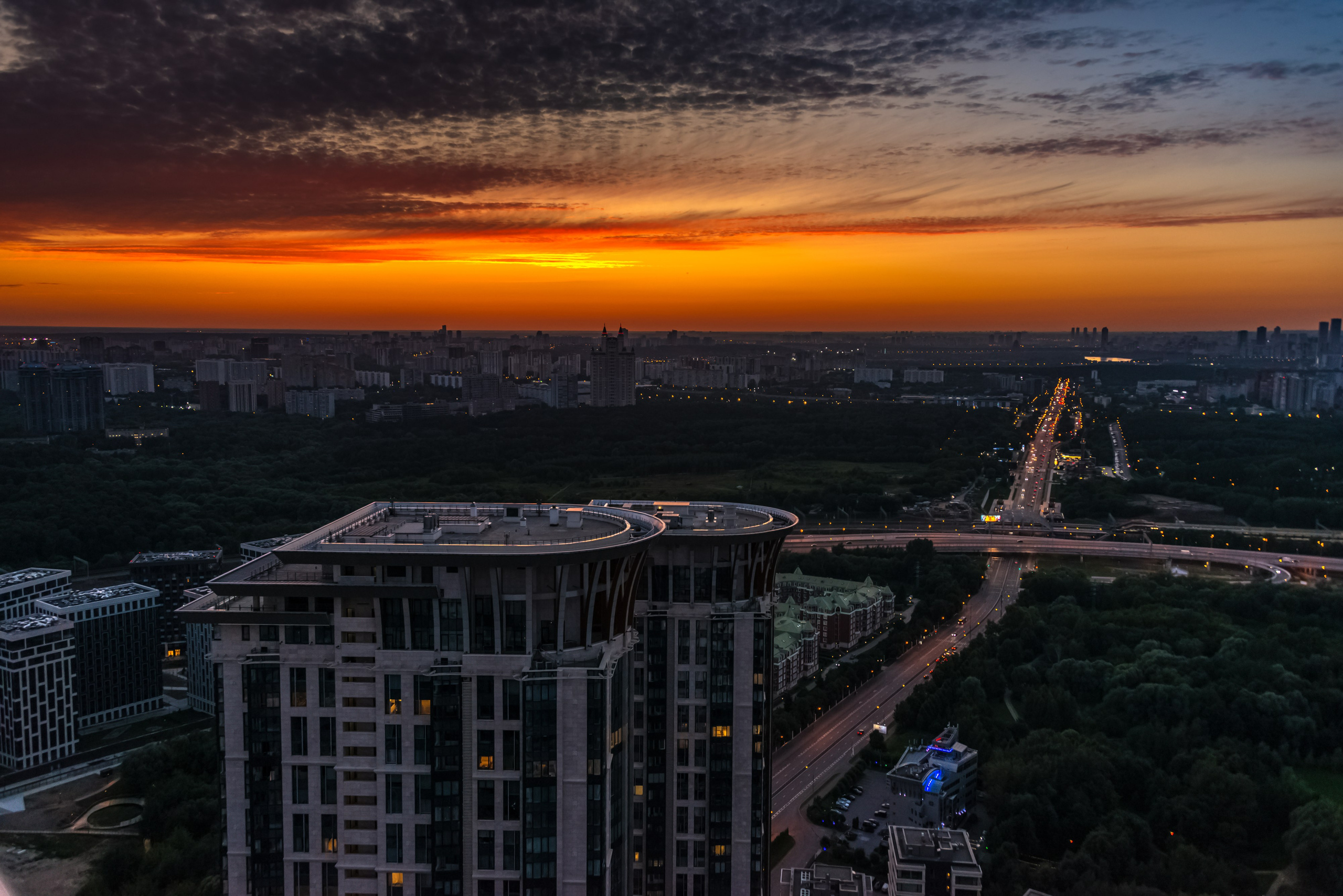 Просто на крышу. Фотограф Лара Кучина