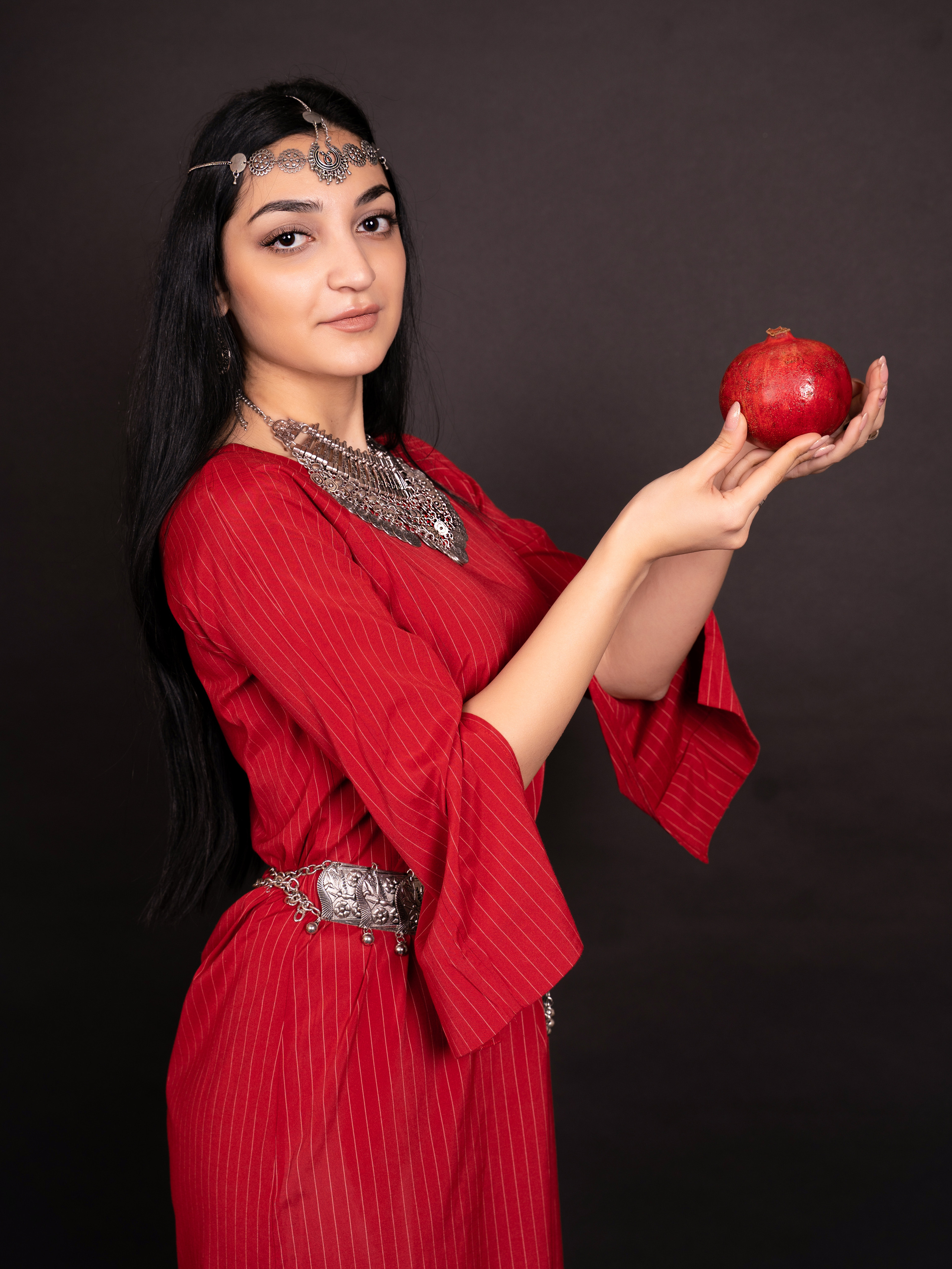 В Армянском таразе. Свадебный фотограф в Краснодаре