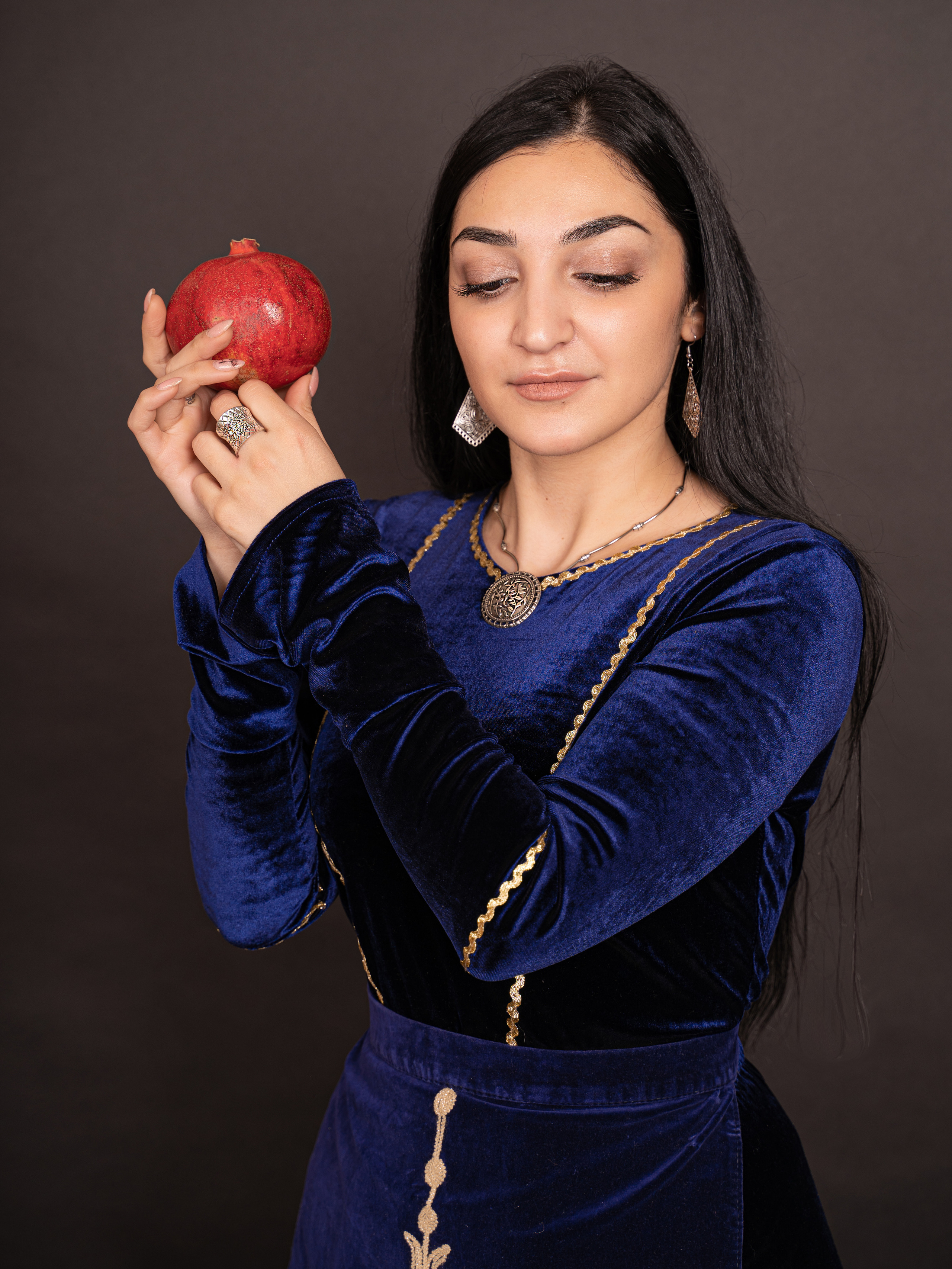 В Армянском таразе. Свадебный фотограф в Краснодаре